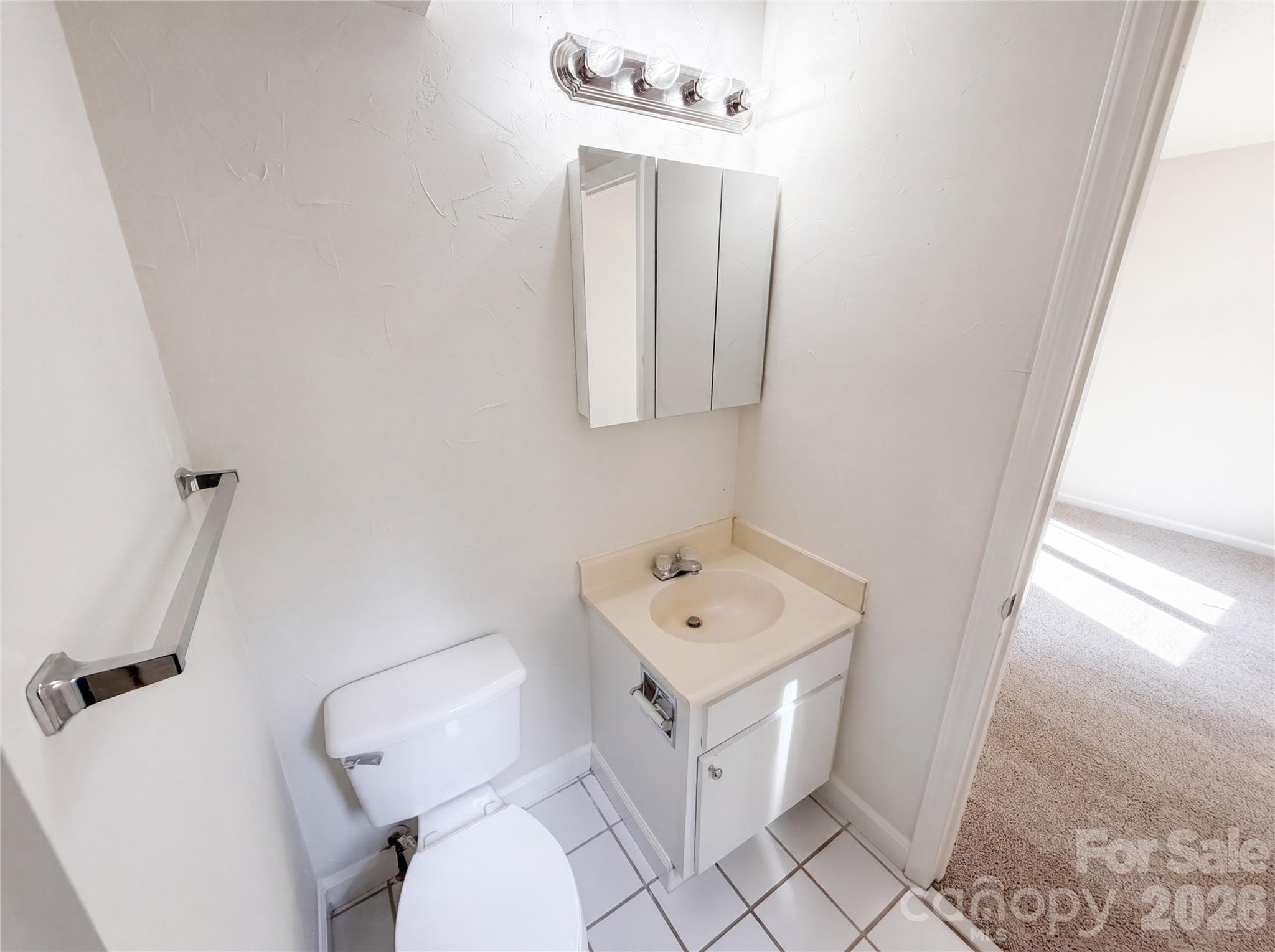 Condominium at 2020 Stoney Point Lane, Charlotte, photo 15 of 17