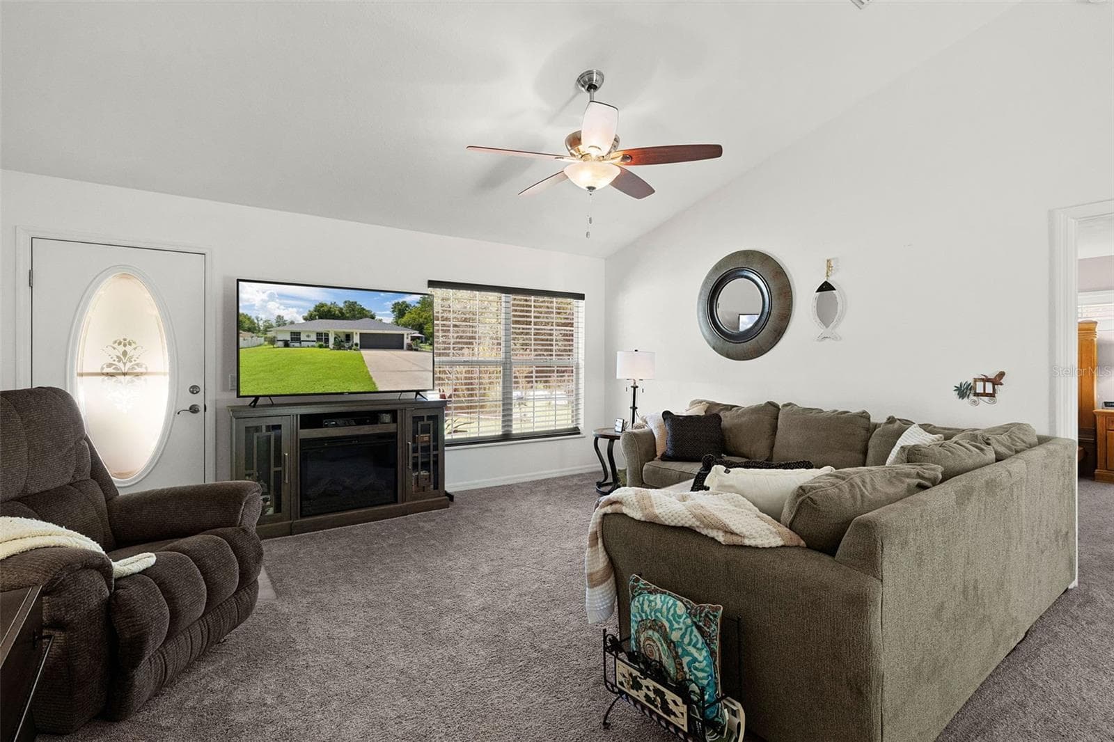 Single Family Residence at 8690 SE 158TH PL, SUMMERFIELD, photo 6 of 43