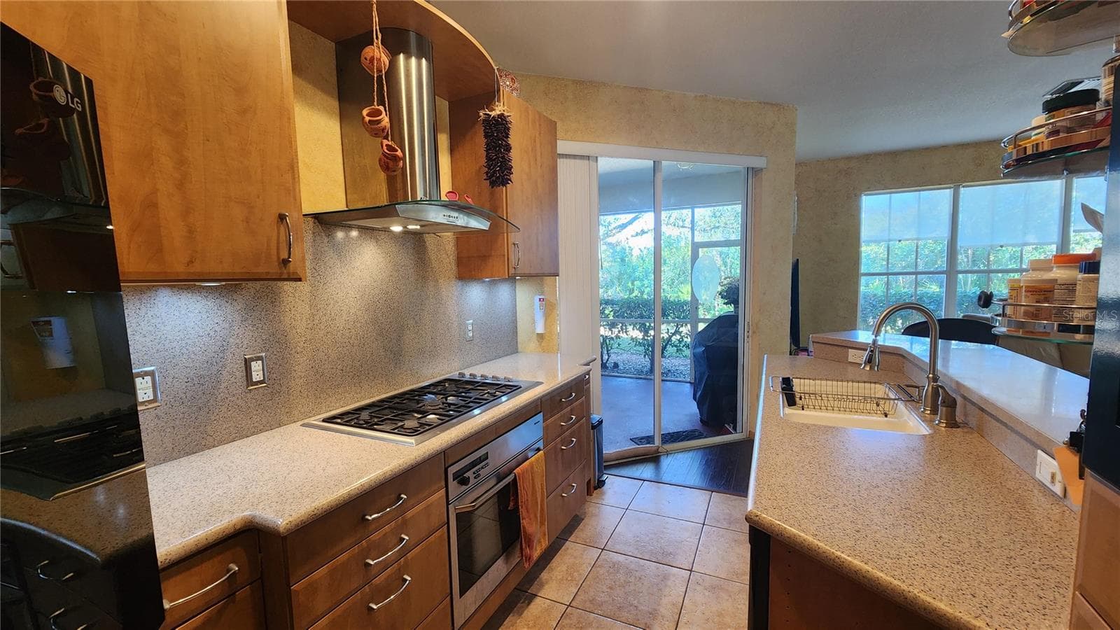 Condominium at 2484 MAGNOLIA CIR, NORTH PORT, photo 13 of 33