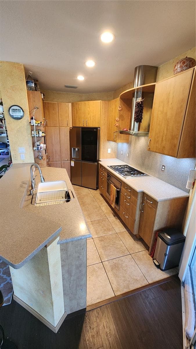 Condominium at 2484 MAGNOLIA CIR, NORTH PORT, photo 15 of 33