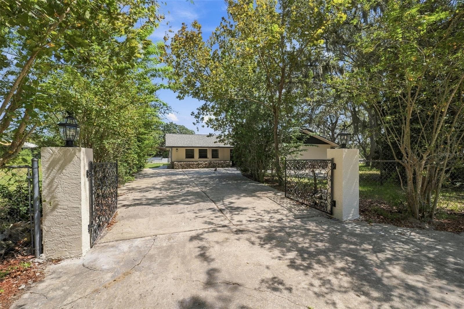Single Family Residence at 15440 HAYS RD, SPRING HILL, photo 6 of 35