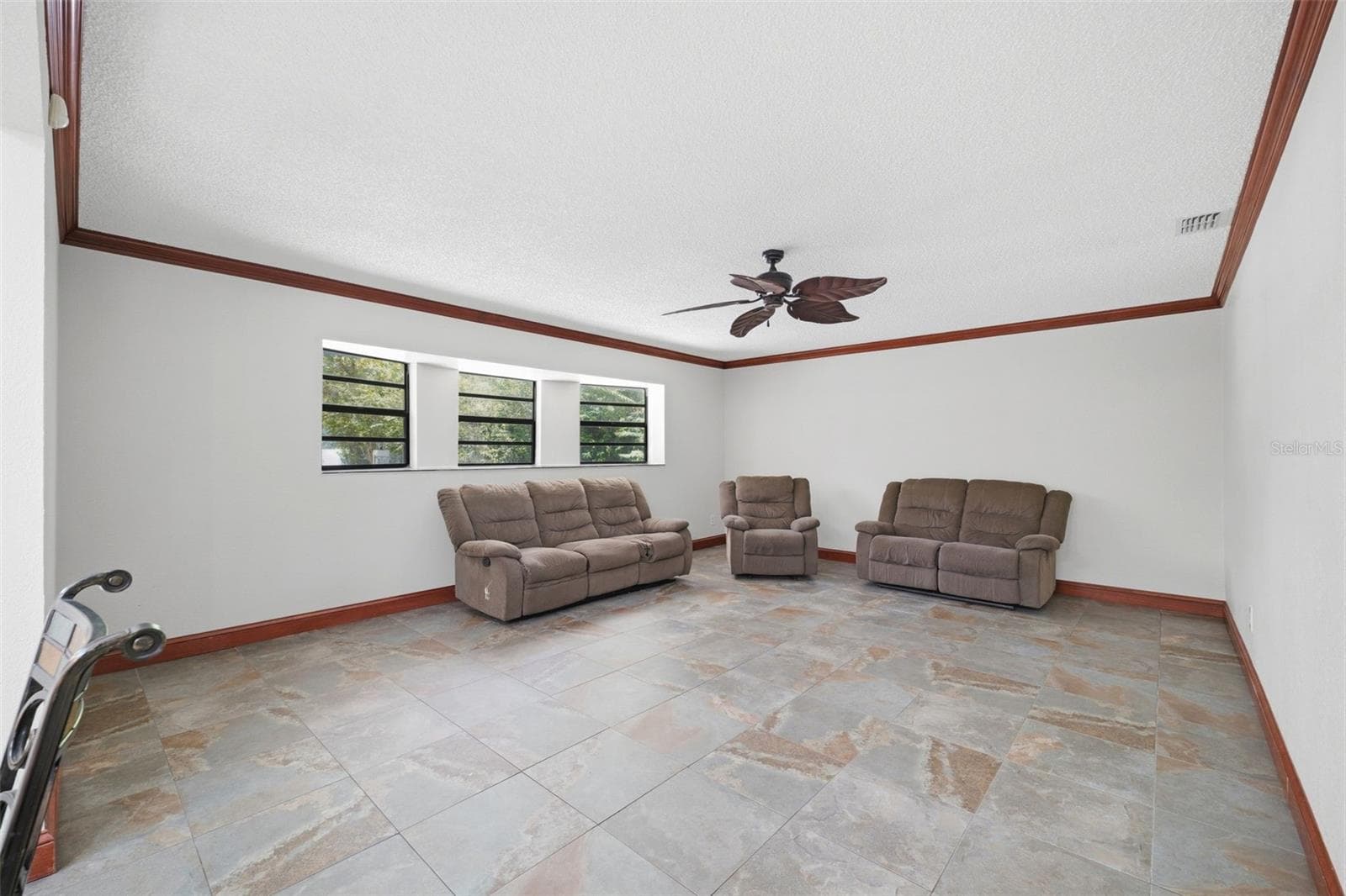 Single Family Residence at 15440 HAYS RD, SPRING HILL, photo 9 of 35