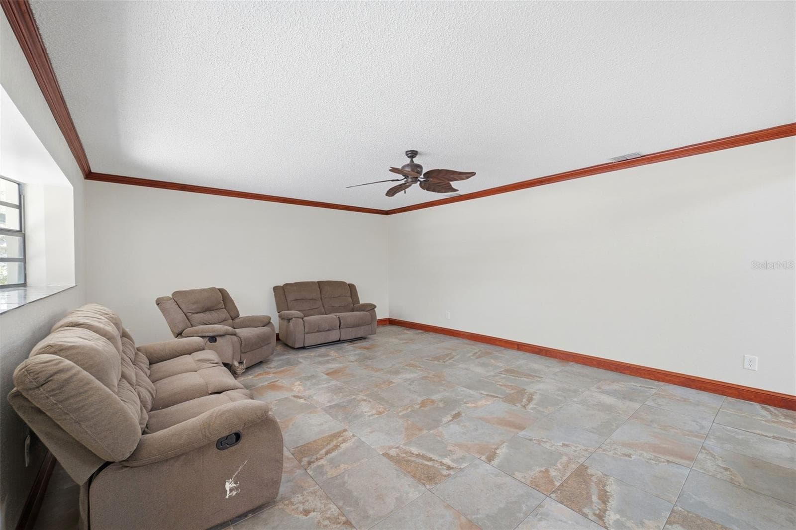 Single Family Residence at 15440 HAYS RD, SPRING HILL, photo 10 of 35