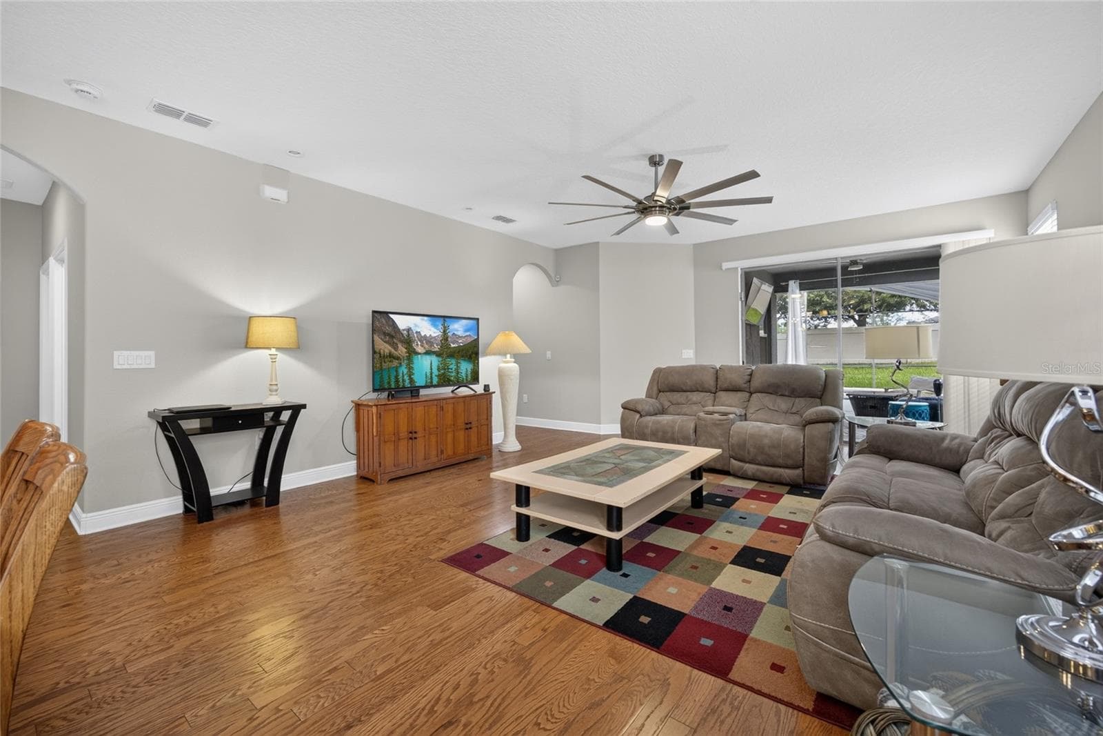 Family Room to Lanai - 16137 HAMPTON CROSSING DR, WINTER GARDEN