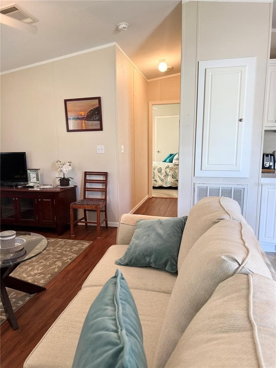 Manufactured Home at 6904 CORTEZ RD W #10, BRADENTON, photo 14 of 33