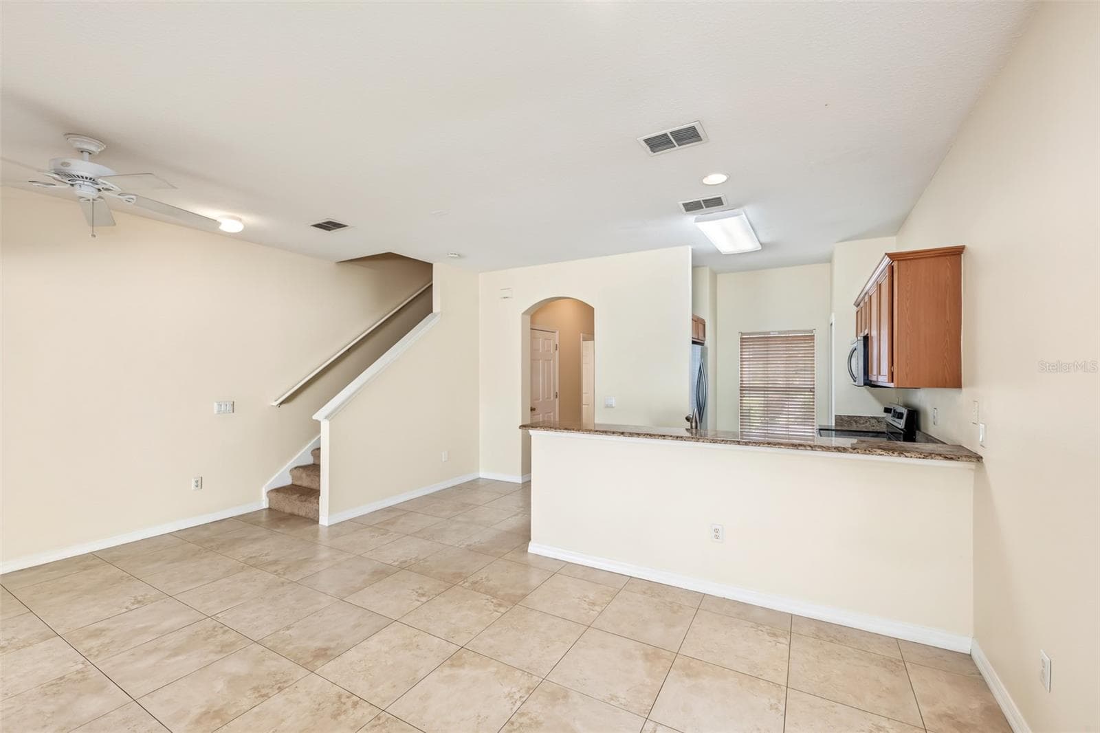 Townhouse at 2108 ABERCORN CT, CASSELBERRY, photo 6 of 21