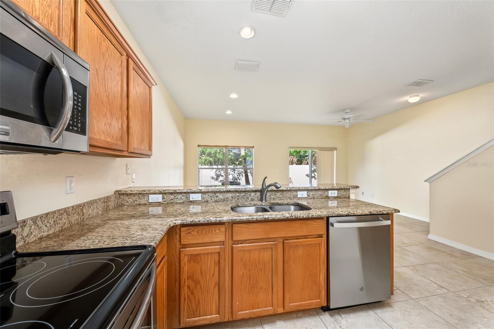 Townhouse at 2108 ABERCORN CT, CASSELBERRY, photo 8 of 21