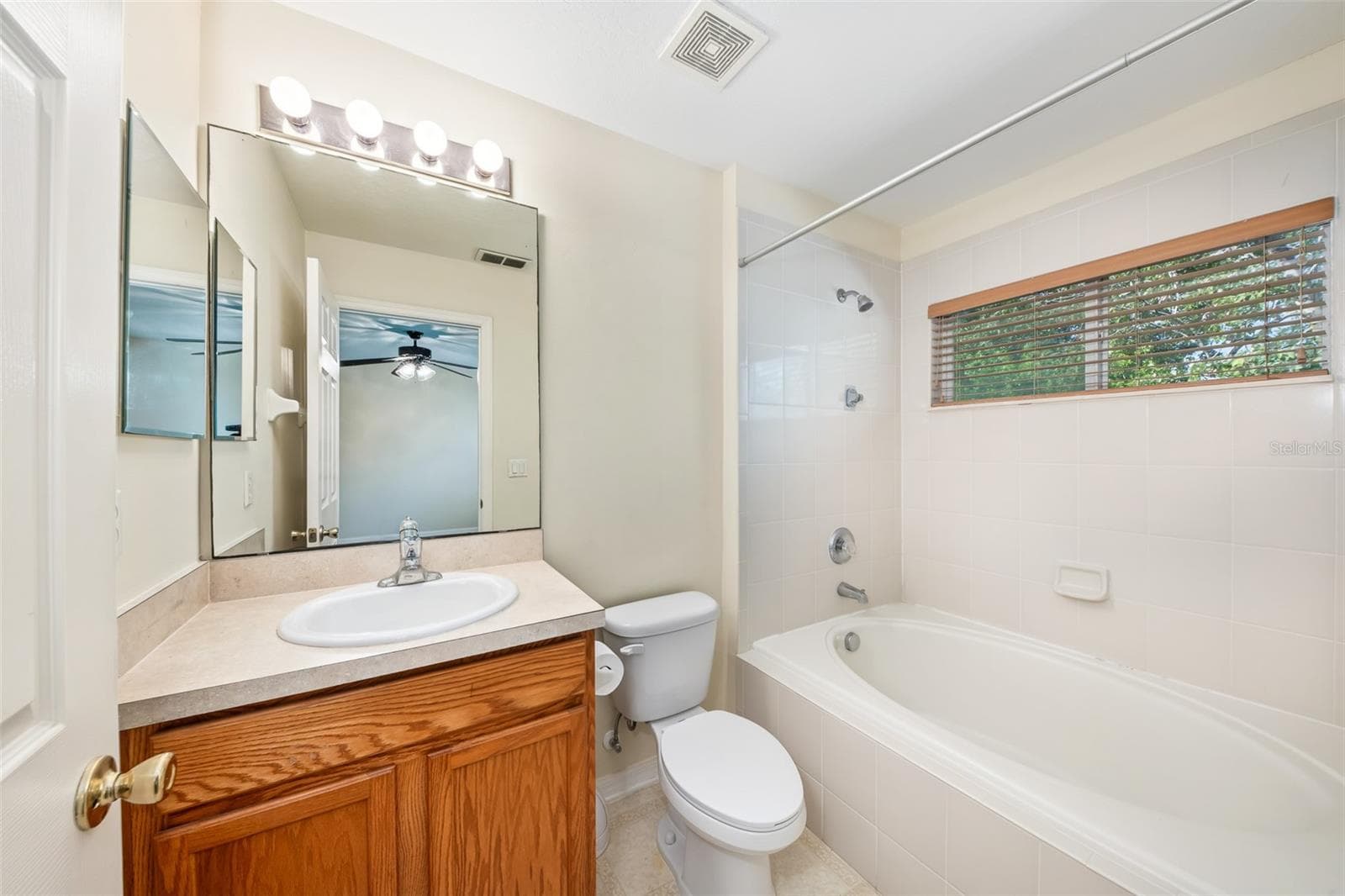 Townhouse at 2108 ABERCORN CT, CASSELBERRY, photo 16 of 21