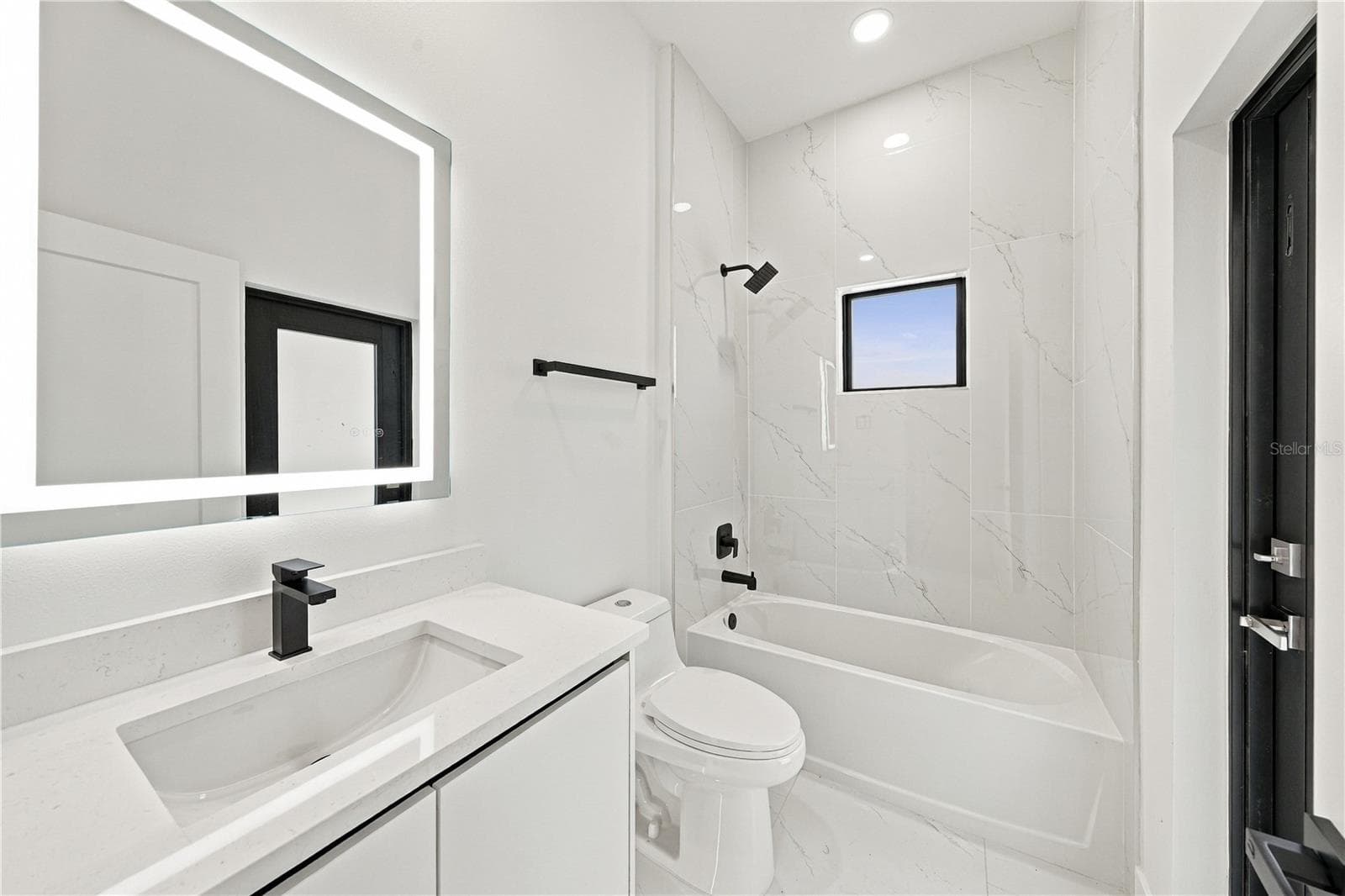 2nd / Pool Bath - 3320 TUPELO AVE, NORTH PORT