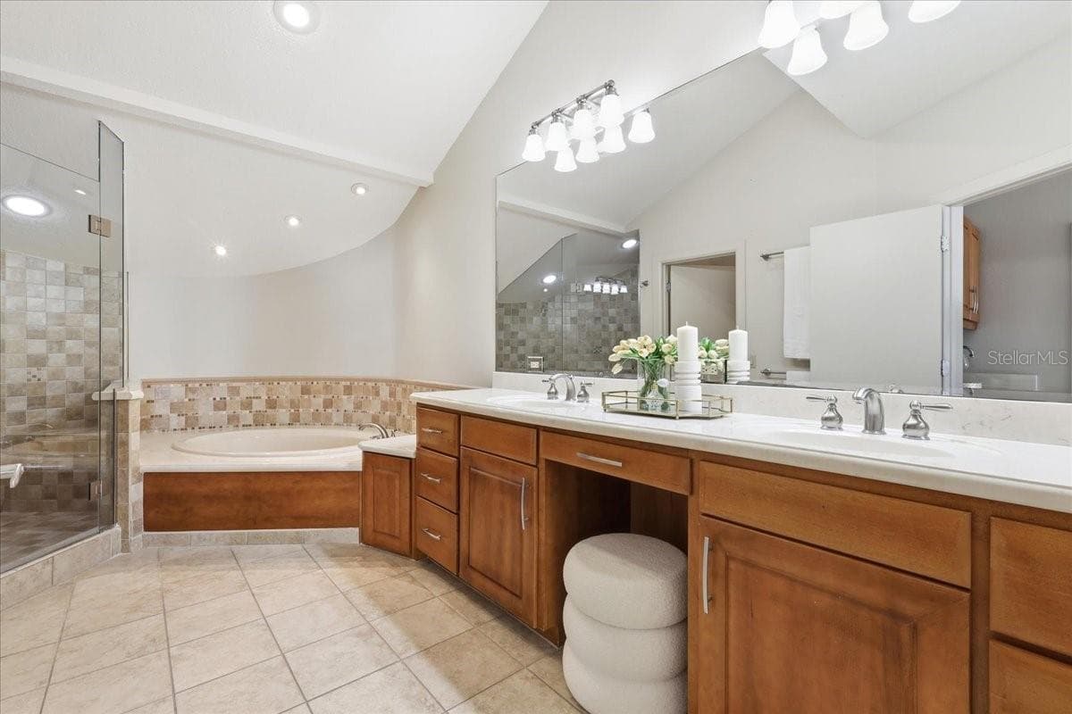 Single Family Residence at 9320 CYPRESS COVE DR, ORLANDO, photo 31 of 71