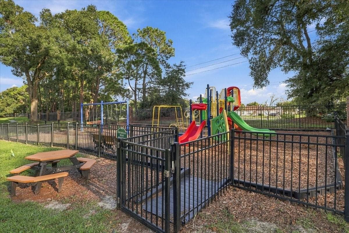 Single Family Residence at 9320 CYPRESS COVE DR, ORLANDO, photo 57 of 71
