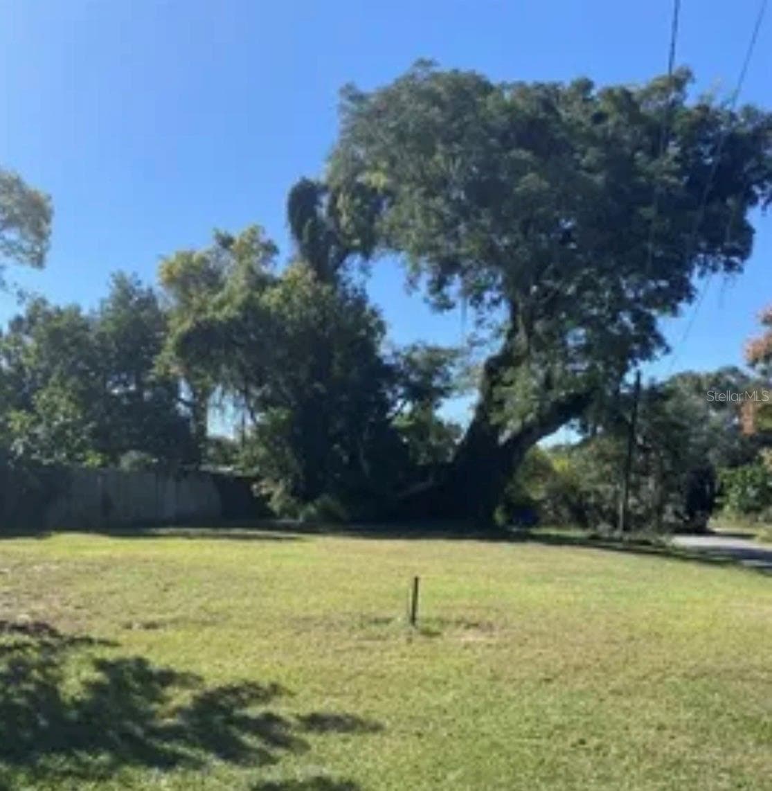 1168 OLD APOPKA RD