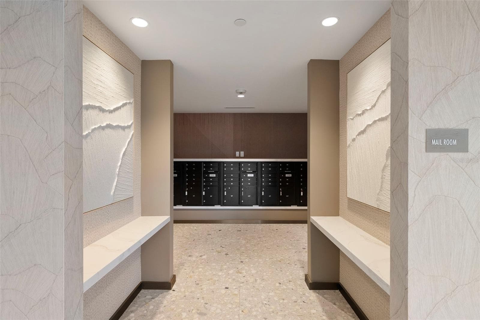 Condominium at 5713 BOWEN DANIEL DR #1504, TAMPA, photo 44 of 92