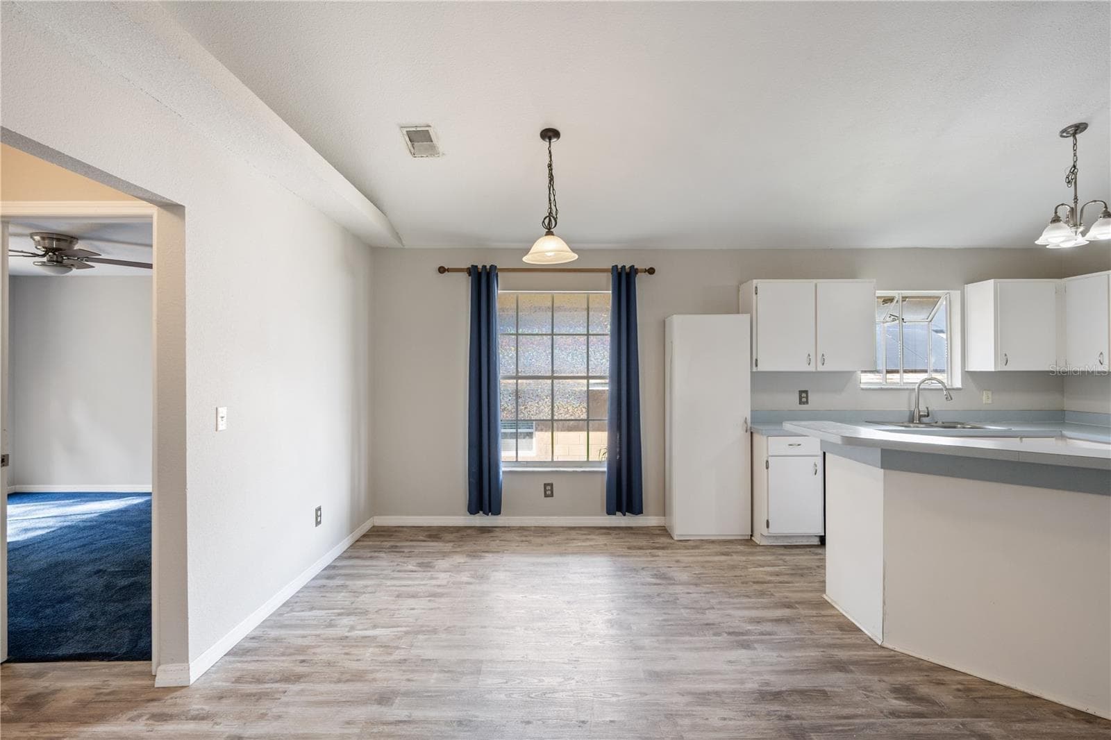 Dining area - 9848 PINEY POINT CIR, ORLANDO