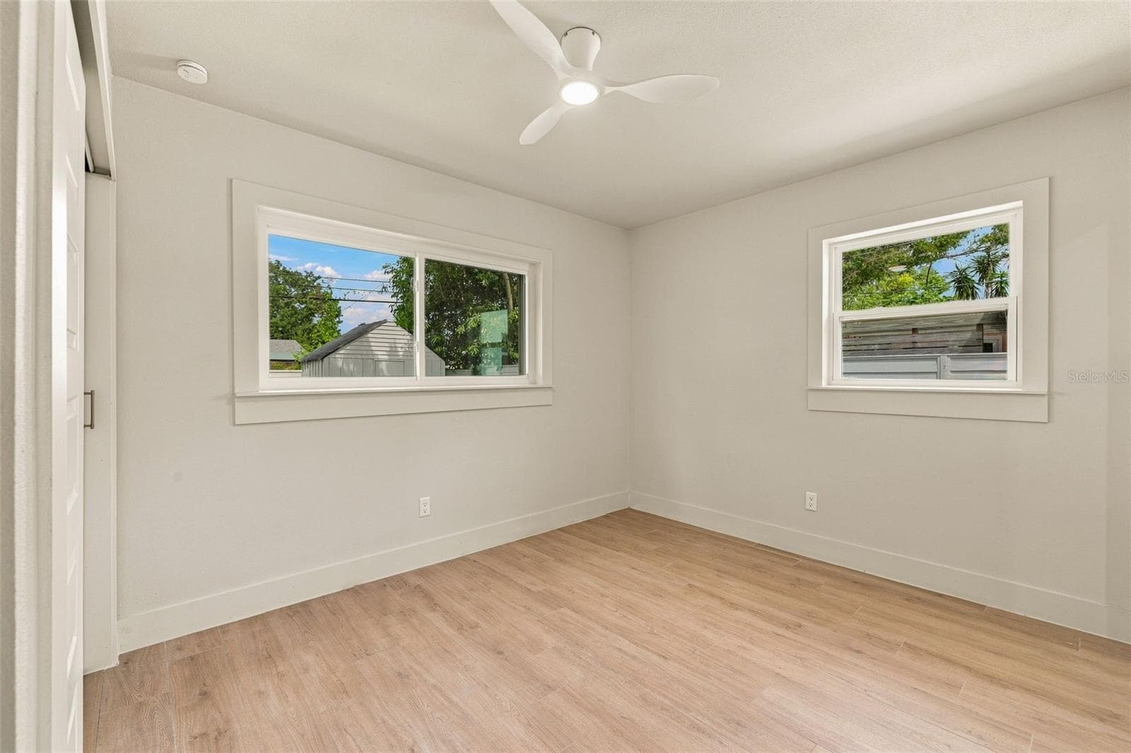 Single Family Residence at 3946 HELENA ST NE, ST PETERSBURG, photo 21 of 34