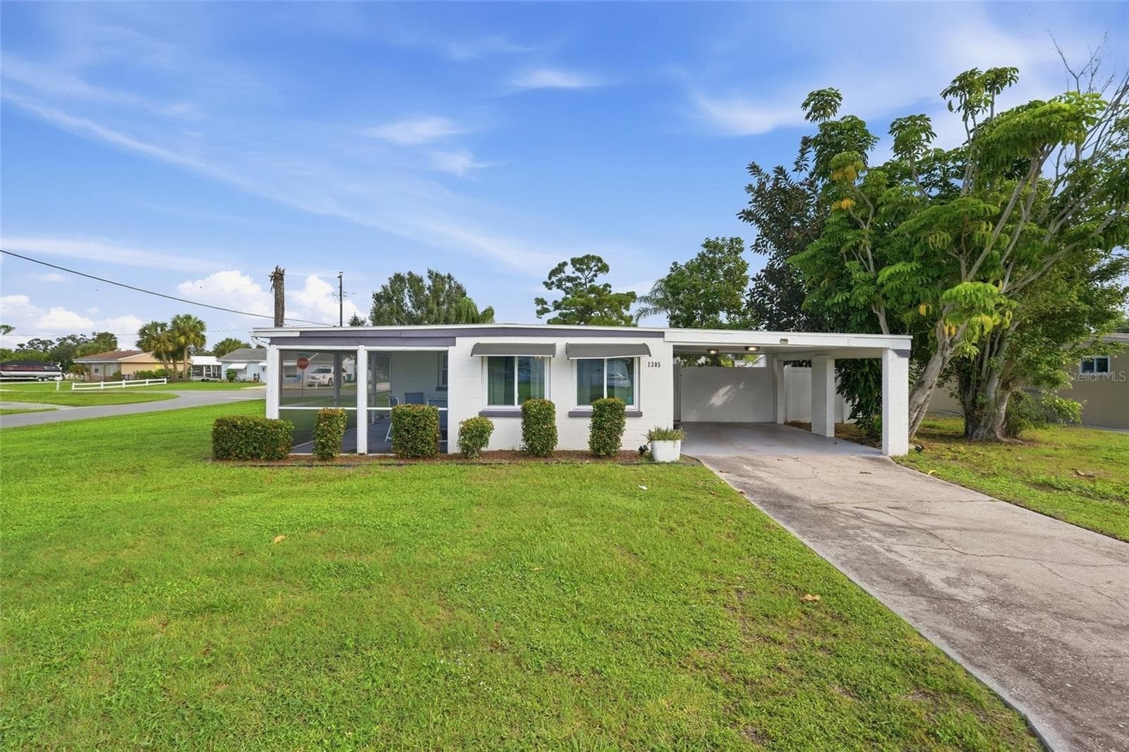 1305 ROCKY CREEK LN