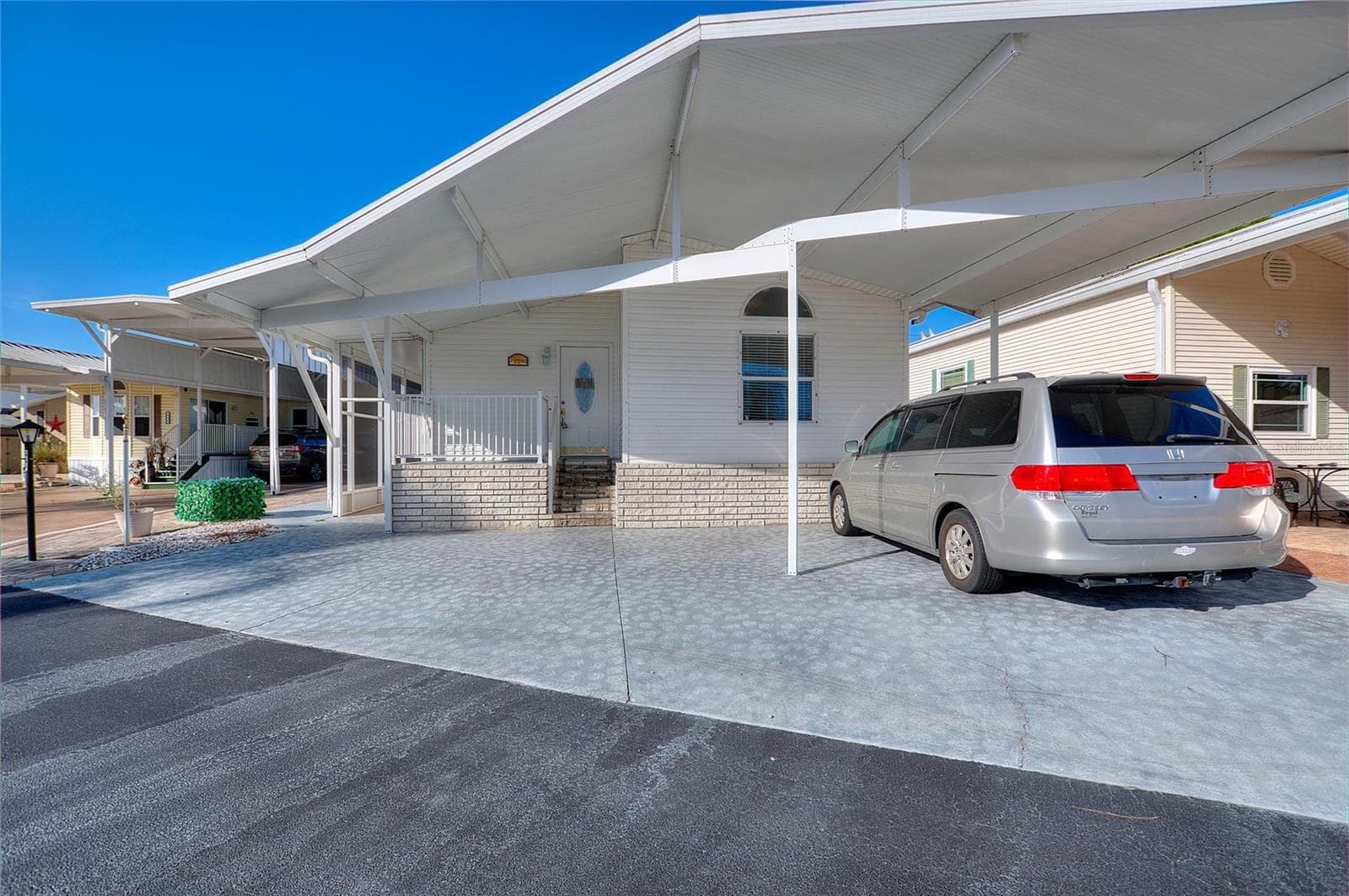 Front view - 439 PAR PINES BLVD, DAVENPORT