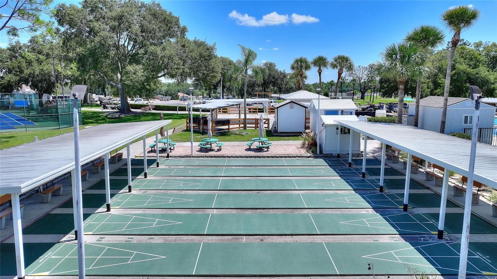 Shuffle Board - 439 PAR PINES BLVD, DAVENPORT