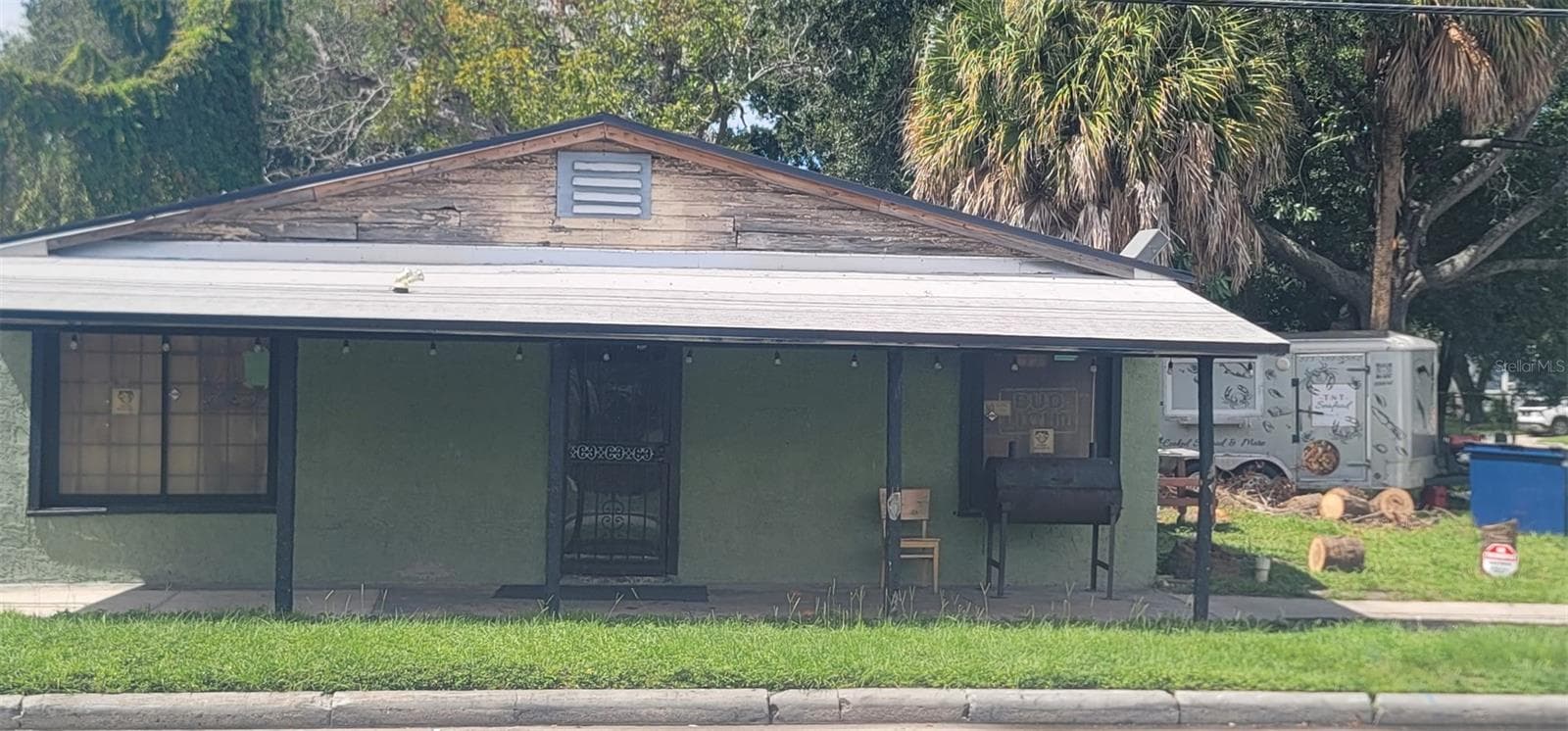 206 N OREGON AVE