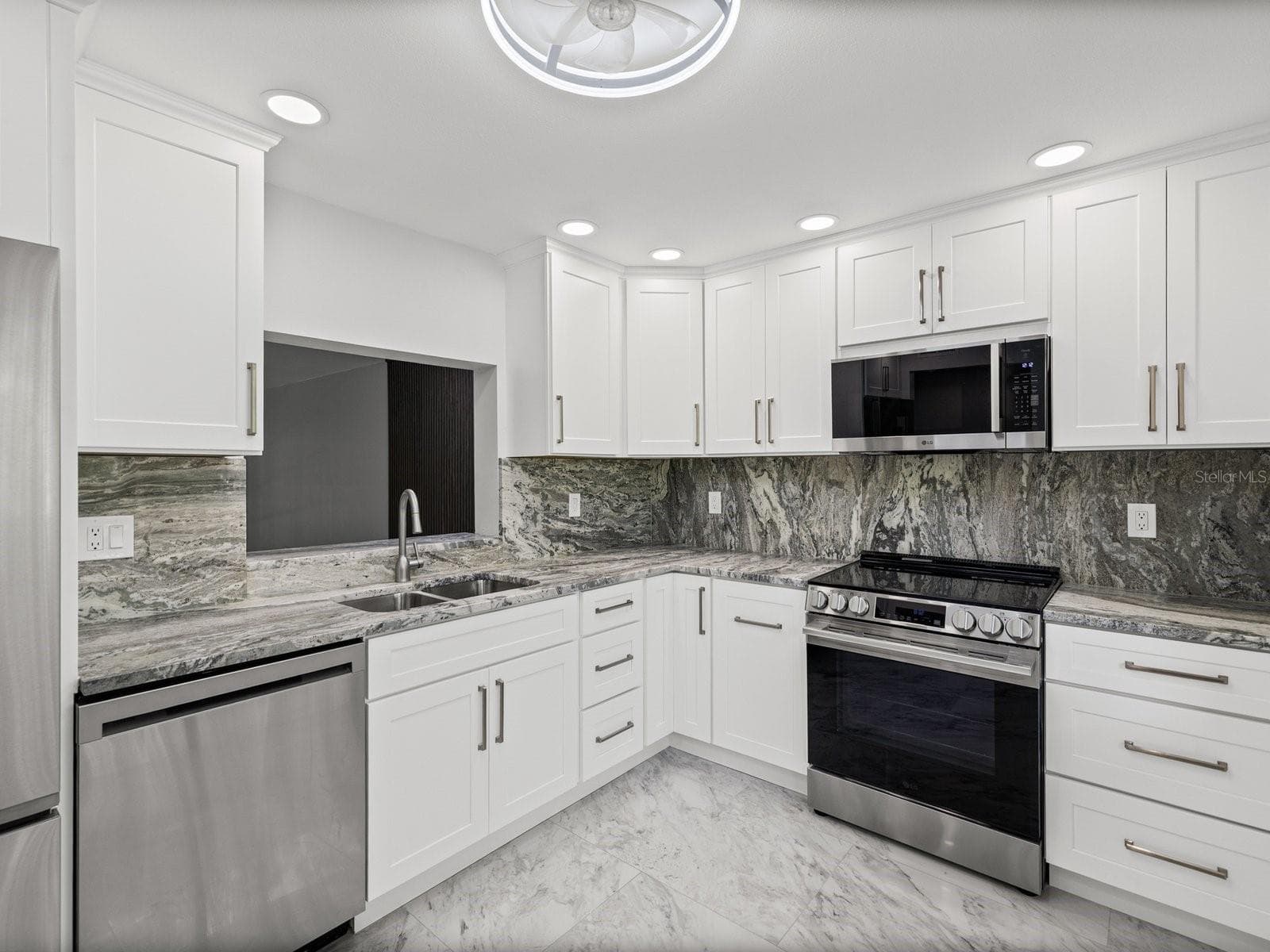 LG Stainless appliance package - 3076 EASTLAND BLVD #203, CLEARWATER
