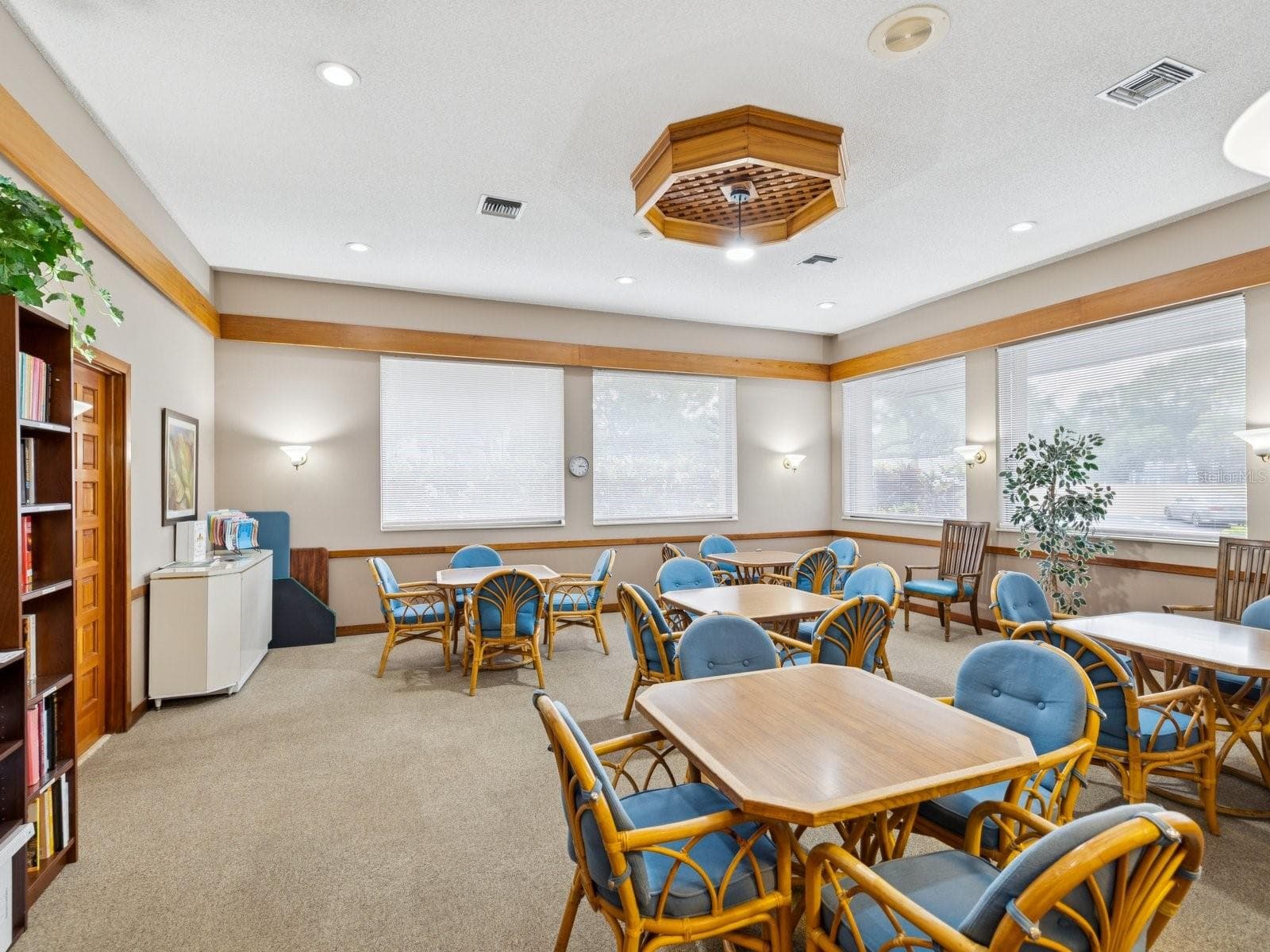 Gathering and card room - 3076 EASTLAND BLVD #203, CLEARWATER