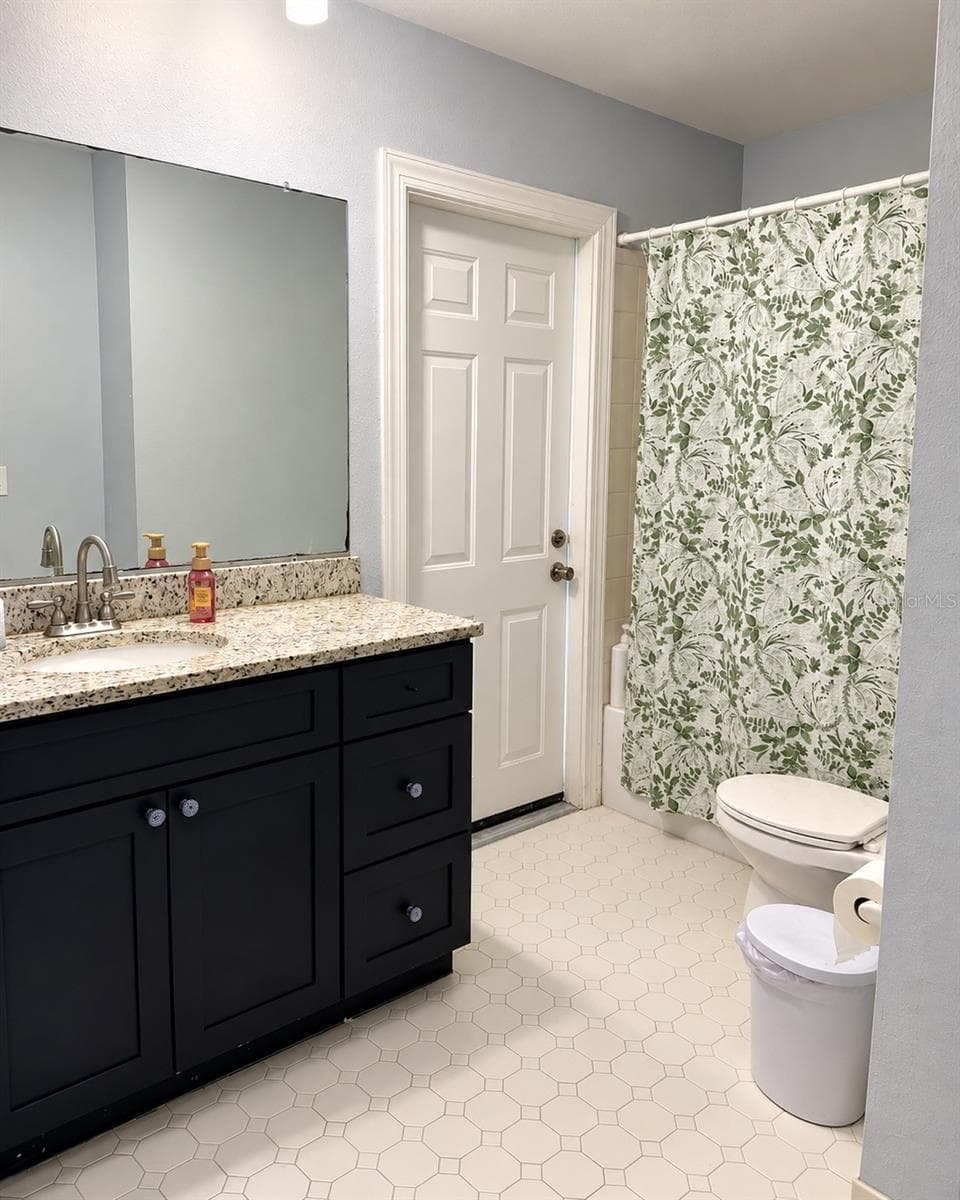 Single Family Residence at 9 WINTERSET DR, WINTER HAVEN, photo 10 of 20