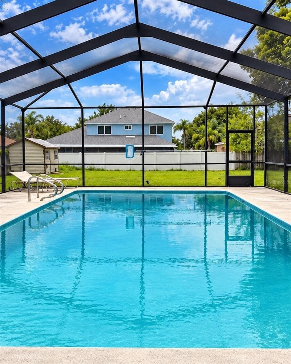 Single Family Residence at 9 WINTERSET DR, WINTER HAVEN, photo 18 of 20