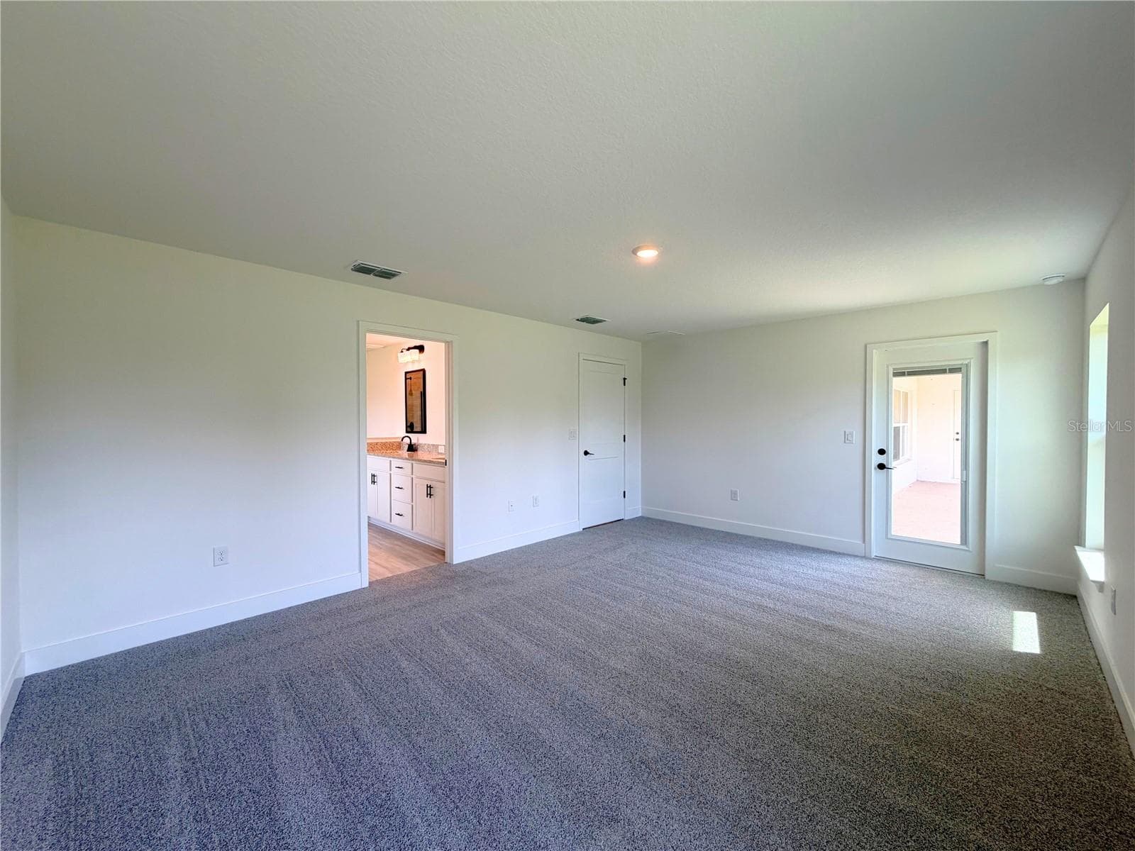 Single Family Residence at 37041 HIDDEN VIEW CIRCLE, DADE CITY, photo 38 of 69