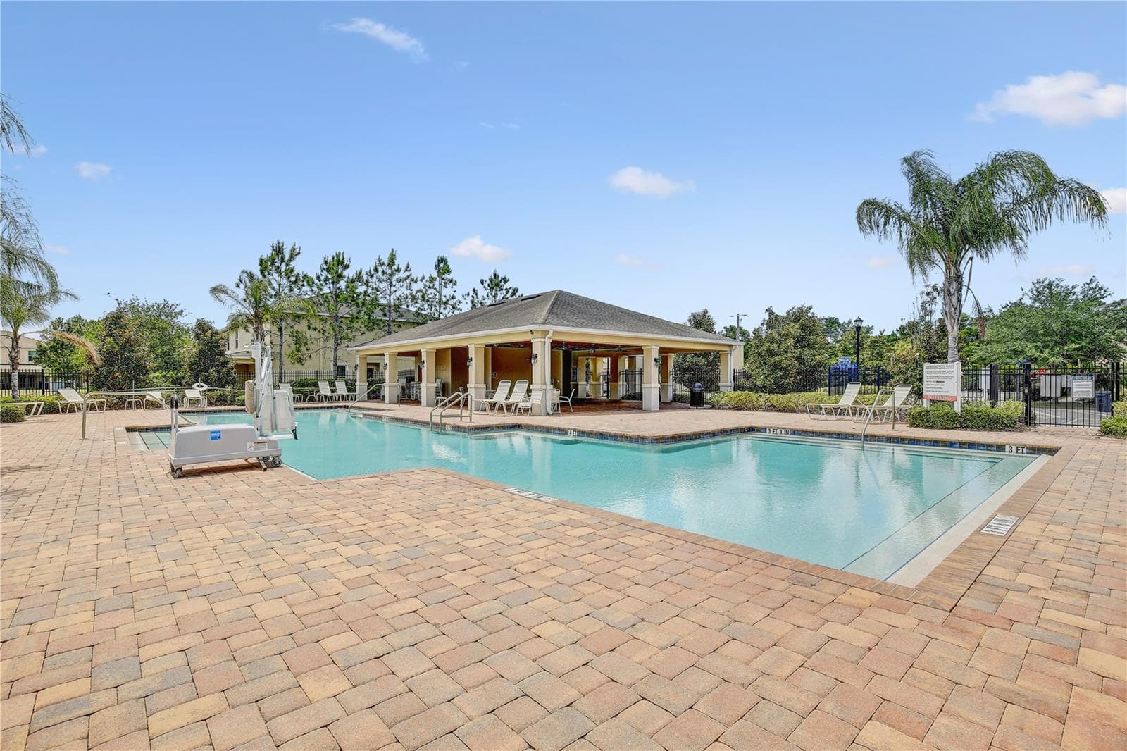 Townhouse at 9904 HOUND CHASE DR, GIBSONTON, photo 39 of 40