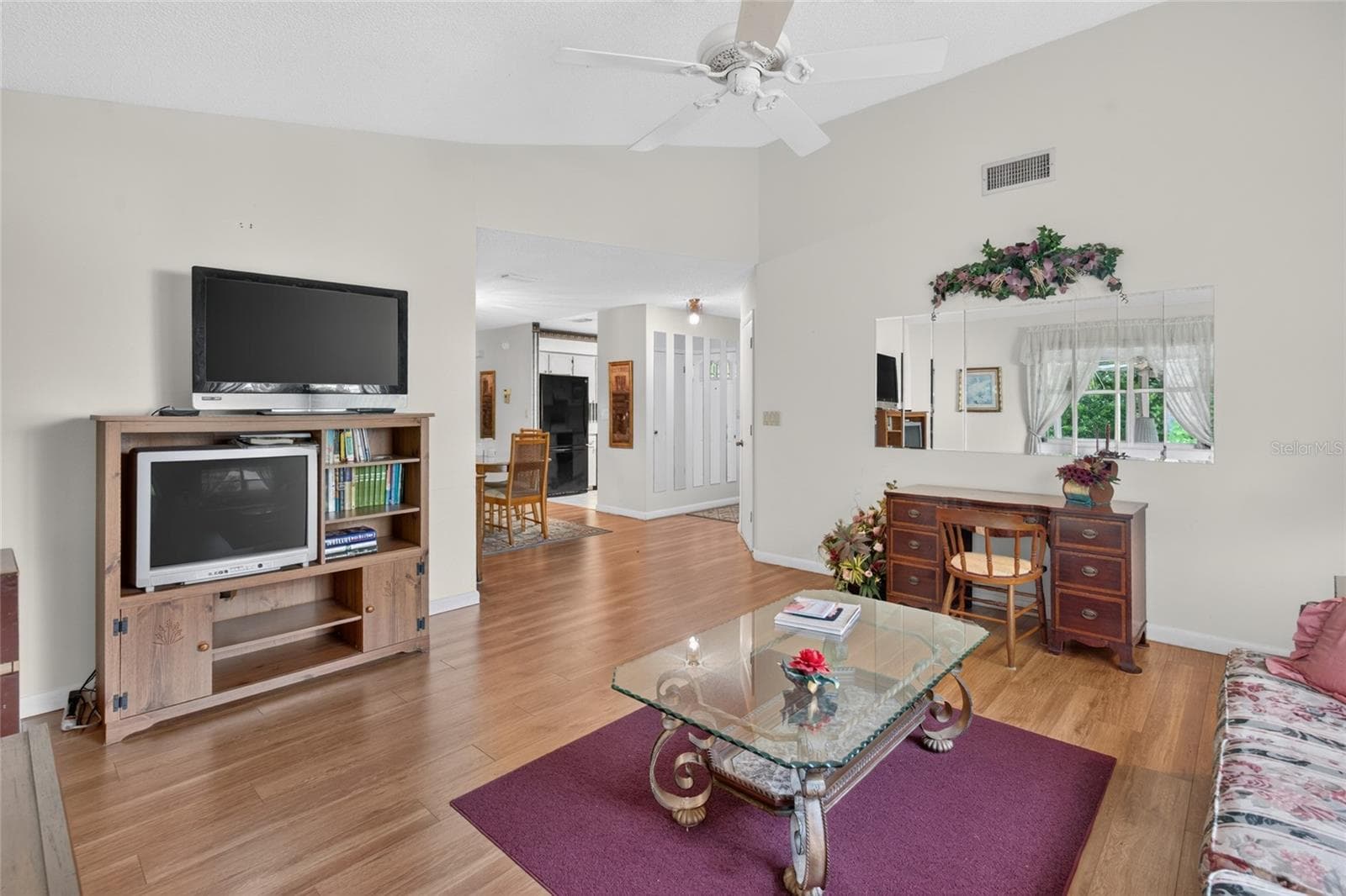 Single Family Residence at 1113 BEN HOPE DR, LEESBURG, photo 15 of 42