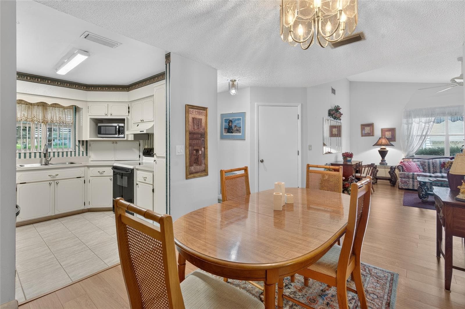 Single Family Residence at 1113 BEN HOPE DR, LEESBURG, photo 16 of 42
