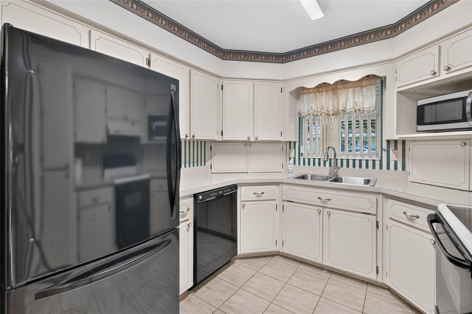 Single Family Residence at 1113 BEN HOPE DR, LEESBURG, photo 21 of 42