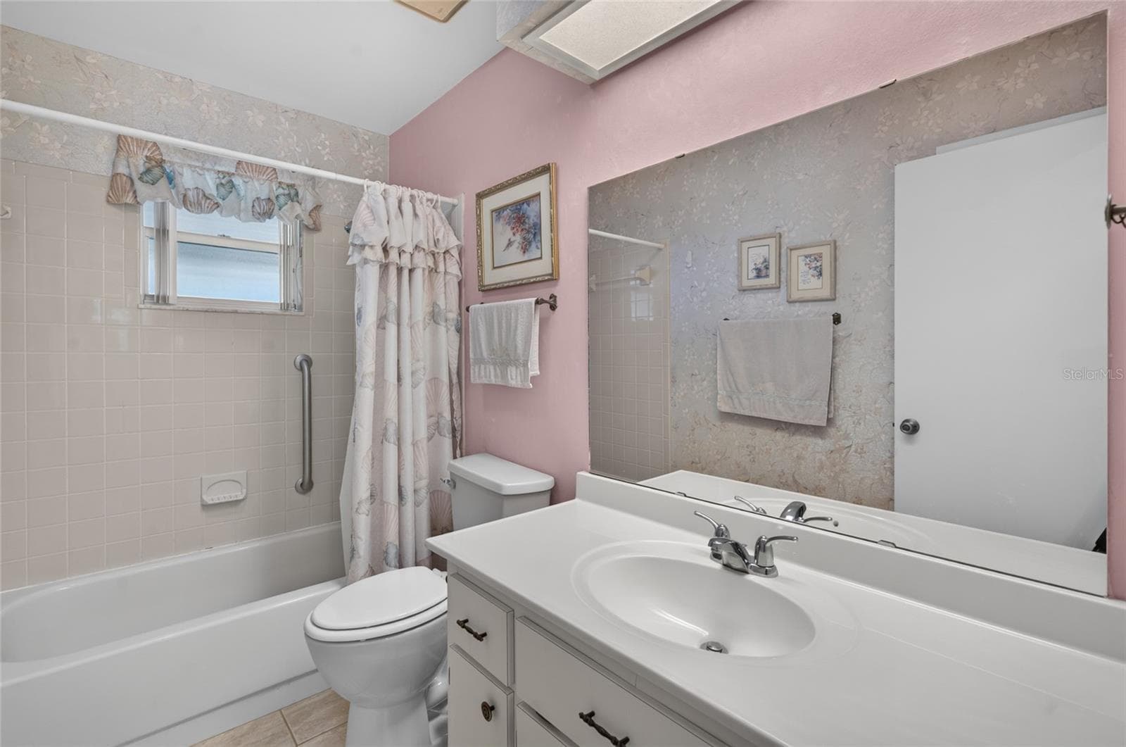 Single Family Residence at 1113 BEN HOPE DR, LEESBURG, photo 26 of 42