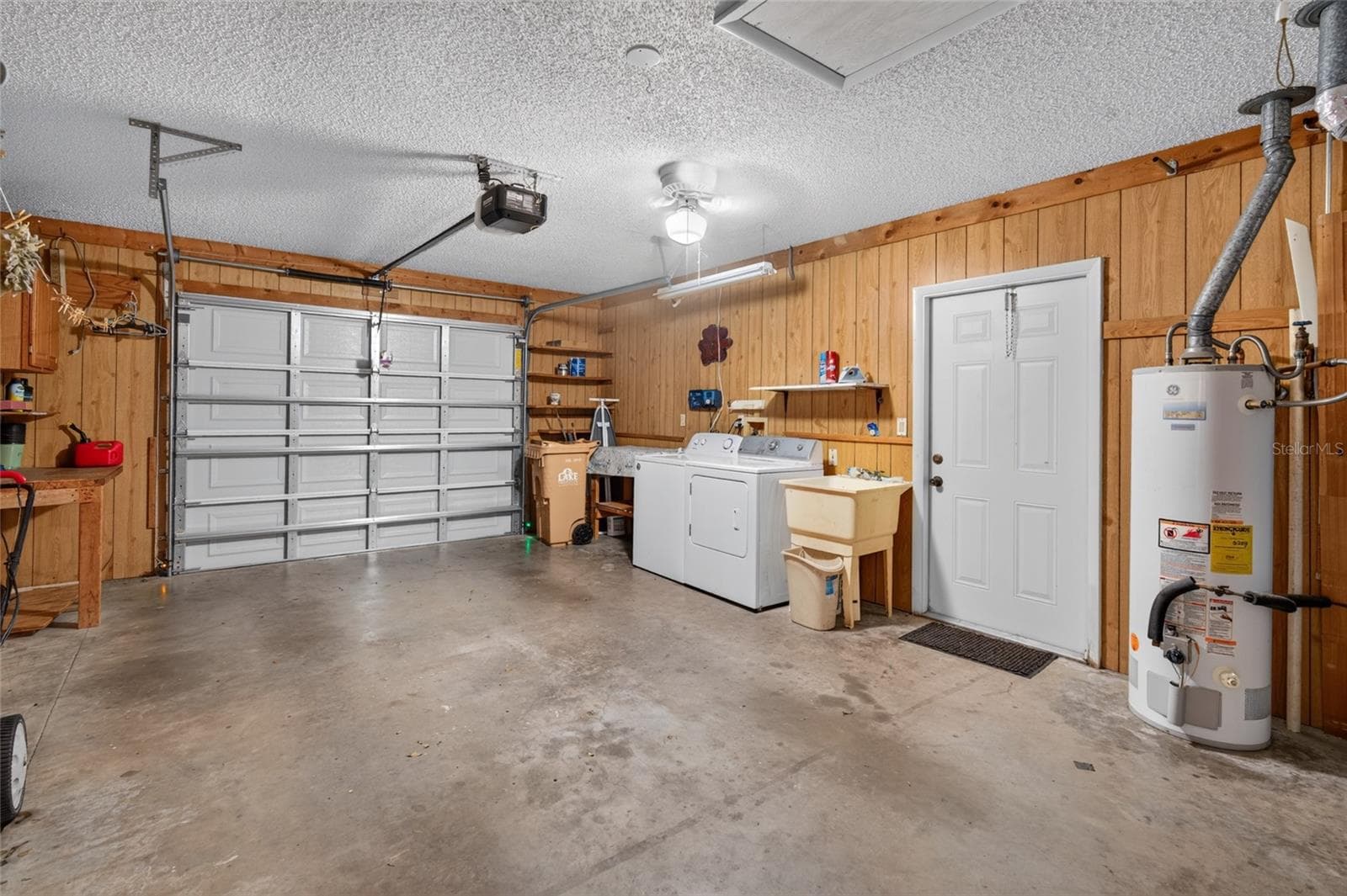 Single Family Residence at 1113 BEN HOPE DR, LEESBURG, photo 36 of 42