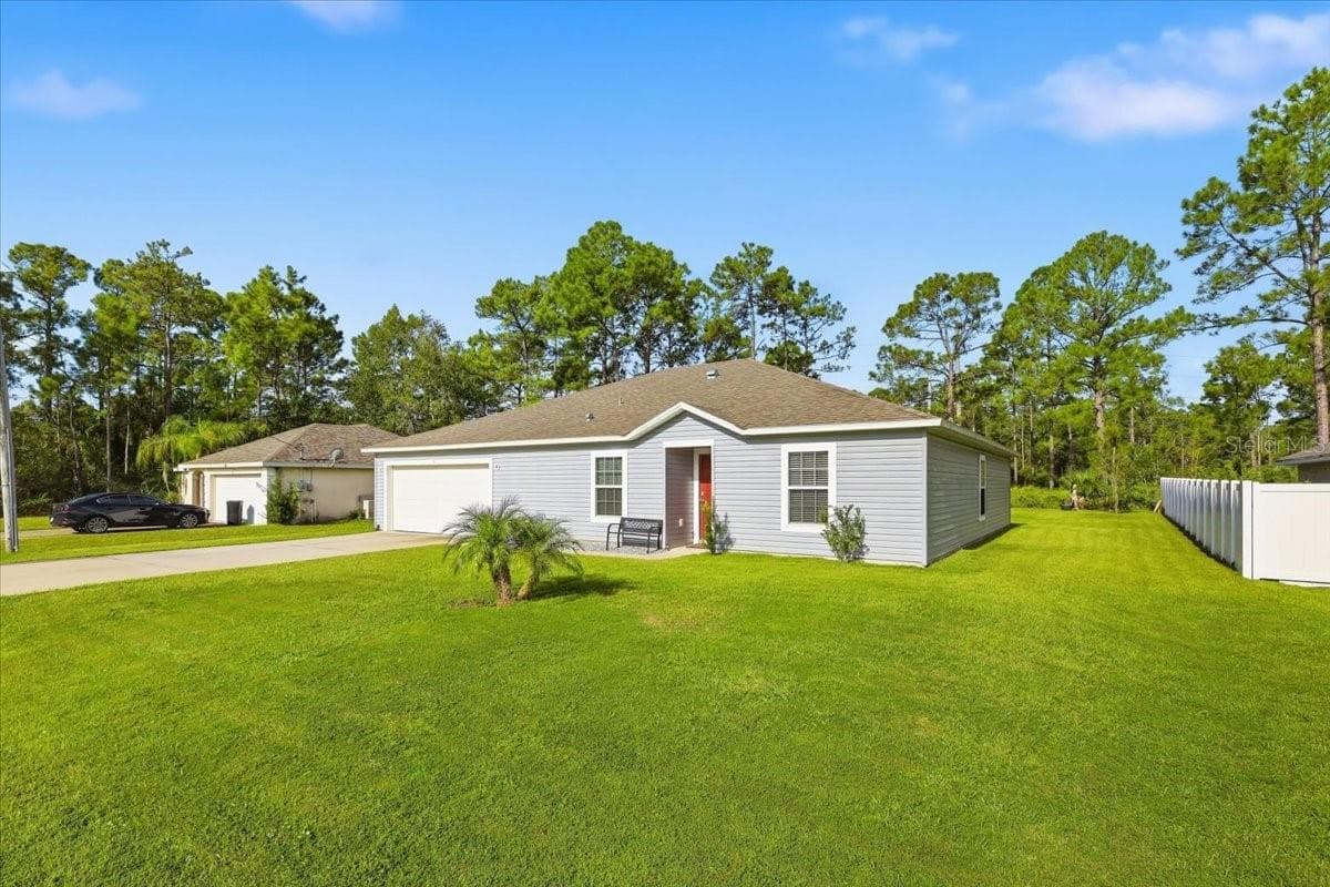 Single Family Residence at 7 UNIVERSAL TRL, PALM COAST, photo 5 of 45