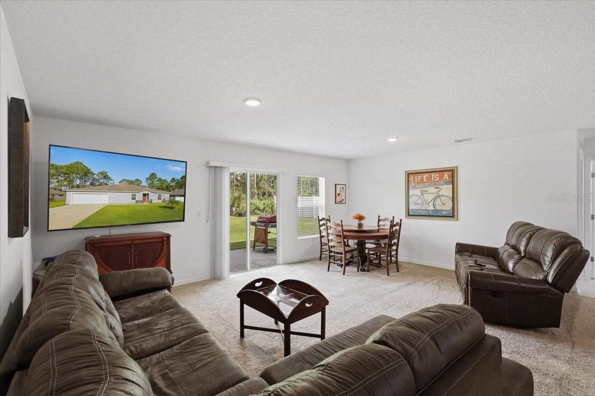 Single Family Residence at 7 UNIVERSAL TRL, PALM COAST, photo 8 of 45
