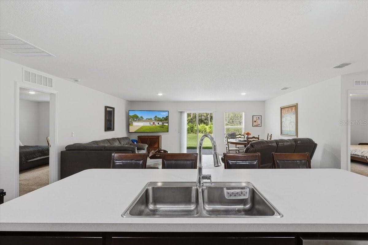 Single Family Residence at 7 UNIVERSAL TRL, PALM COAST, photo 15 of 45