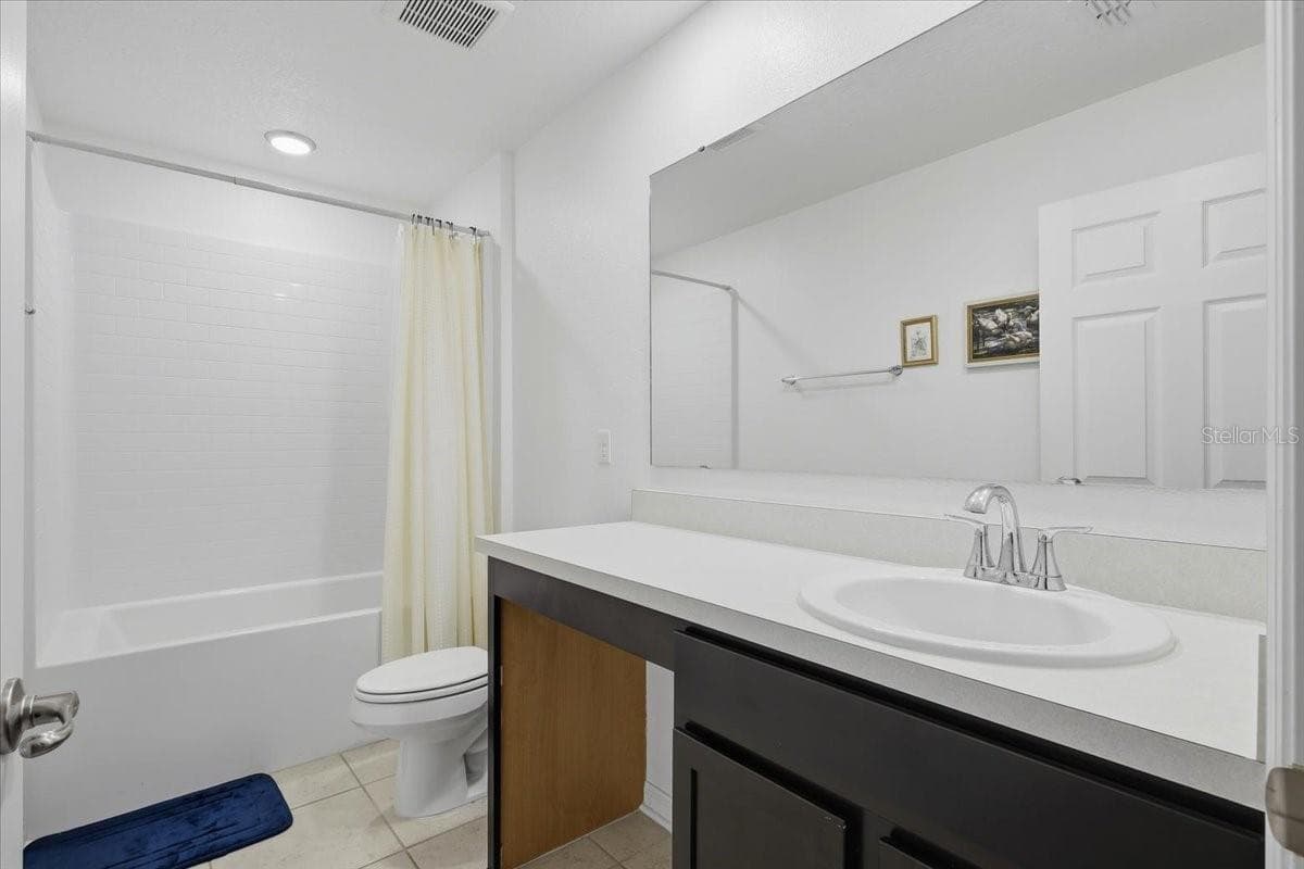 Single Family Residence at 7 UNIVERSAL TRL, PALM COAST, photo 28 of 45