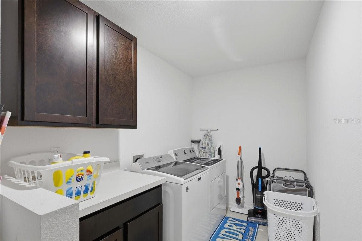 Huge Laundry Room - 7 UNIVERSAL TRL, PALM COAST