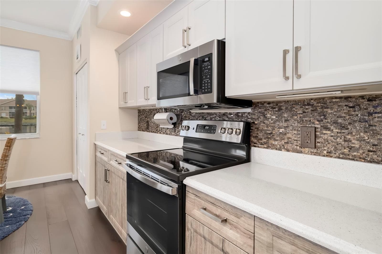 Condominium at 5220 HYLAND HILLS AVE #1214, SARASOTA, photo 32 of 77