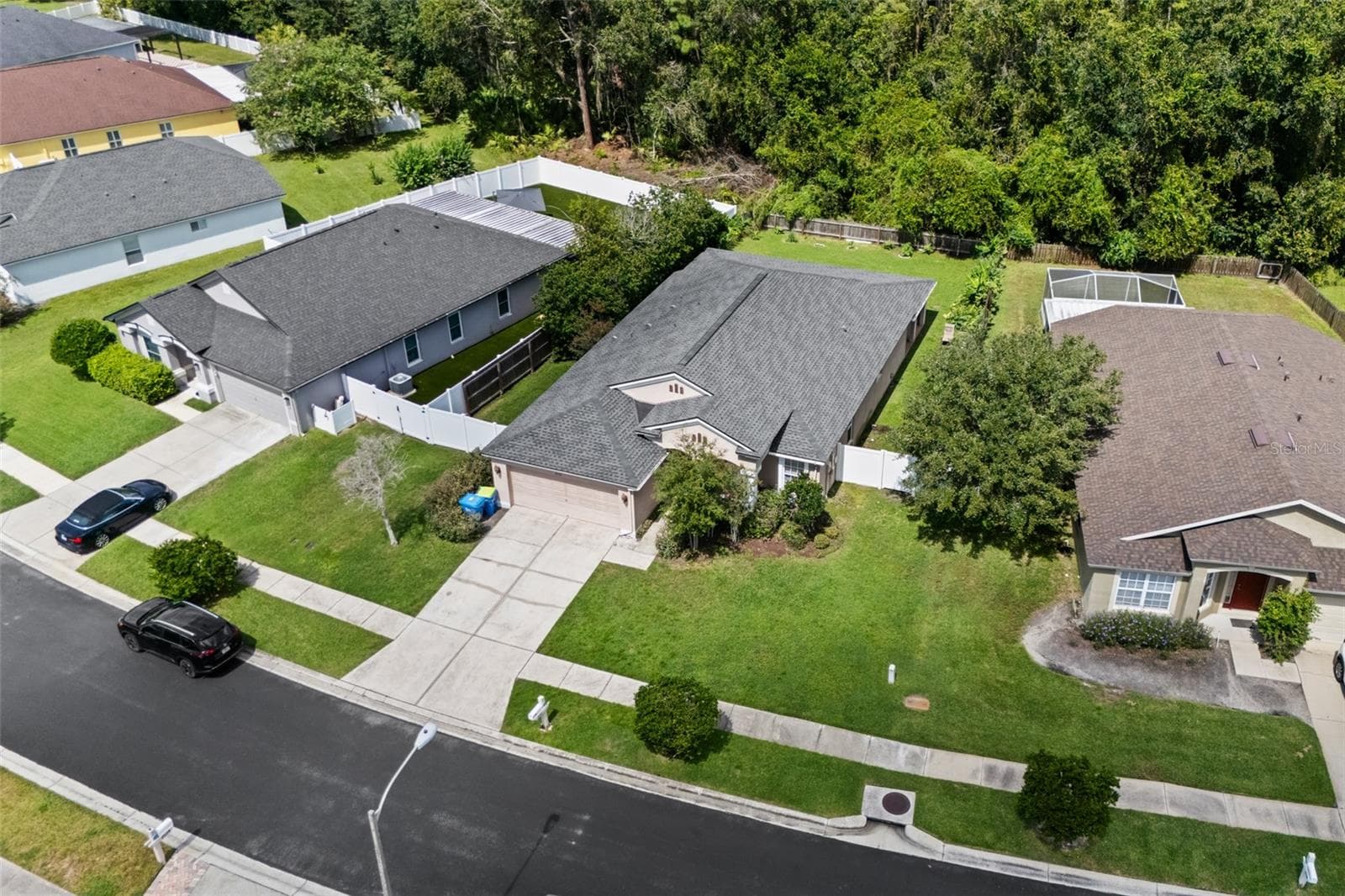 Single Family Residence at 2101 SHELBOURNE CT, WESLEY CHAPEL, photo 36 of 40