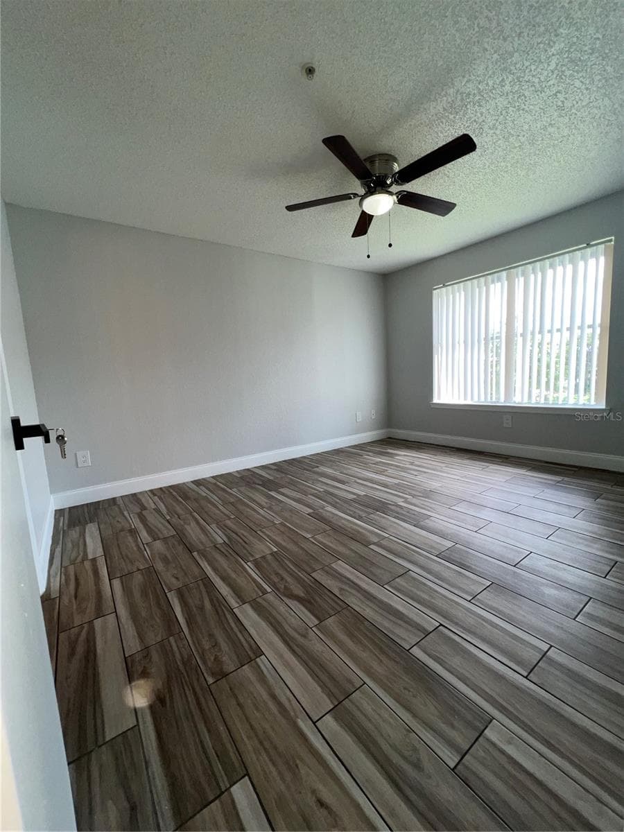 Condominium at 2208 ANTIGUA PL #938, KISSIMMEE, photo 11 of 38