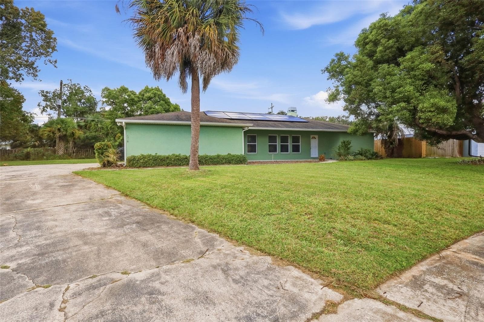 Single Family Residence at 1250 PALOS VERDE DR, ORLANDO, photo 2 of 40