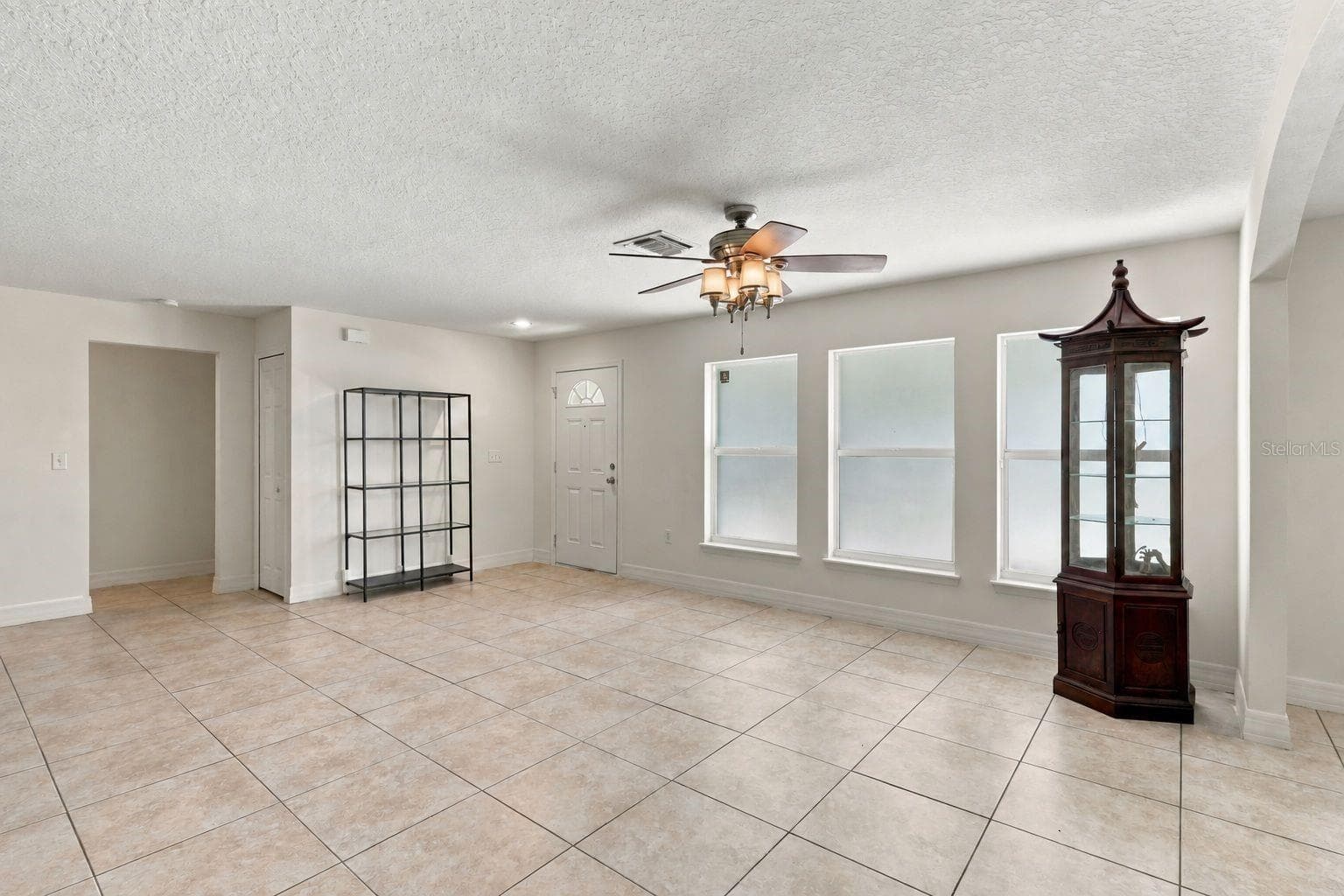 Single Family Residence at 1250 PALOS VERDE DR, ORLANDO, photo 7 of 40
