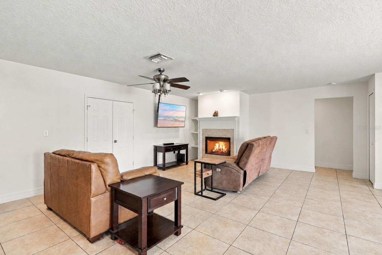 Single Family Residence at 1250 PALOS VERDE DR, ORLANDO, photo 11 of 40