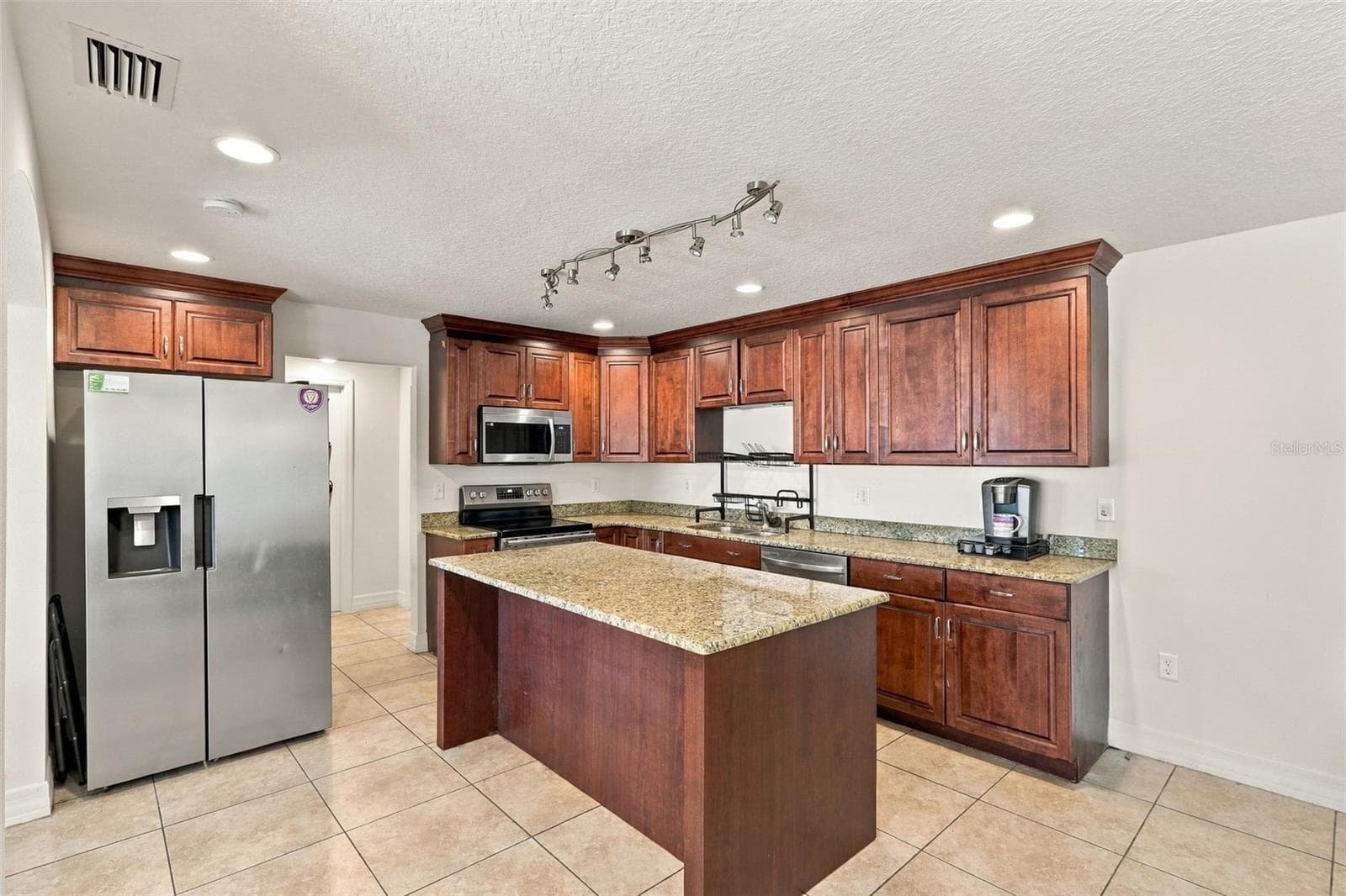 Single Family Residence at 1250 PALOS VERDE DR, ORLANDO, photo 12 of 40