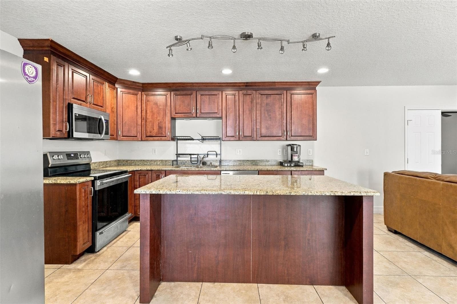 Single Family Residence at 1250 PALOS VERDE DR, ORLANDO, photo 15 of 40
