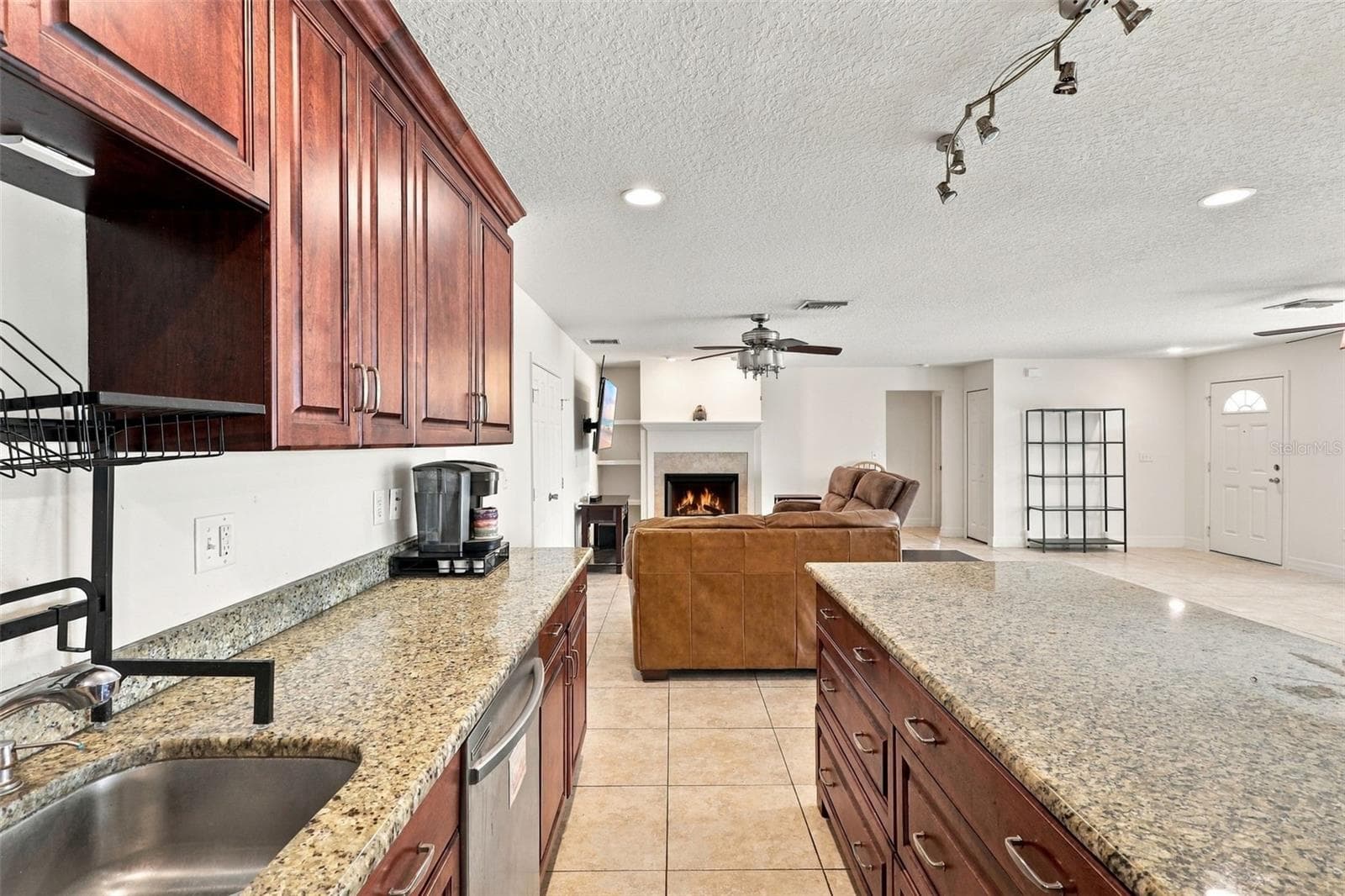 Single Family Residence at 1250 PALOS VERDE DR, ORLANDO, photo 17 of 40