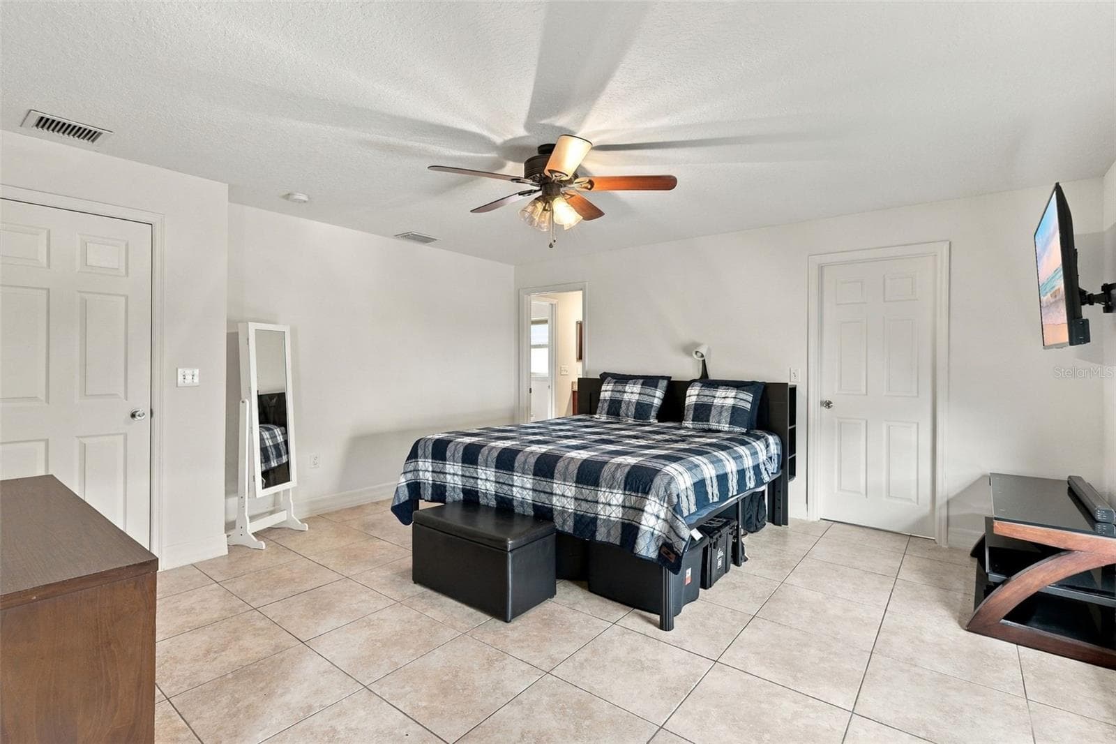 Single Family Residence at 1250 PALOS VERDE DR, ORLANDO, photo 22 of 40
