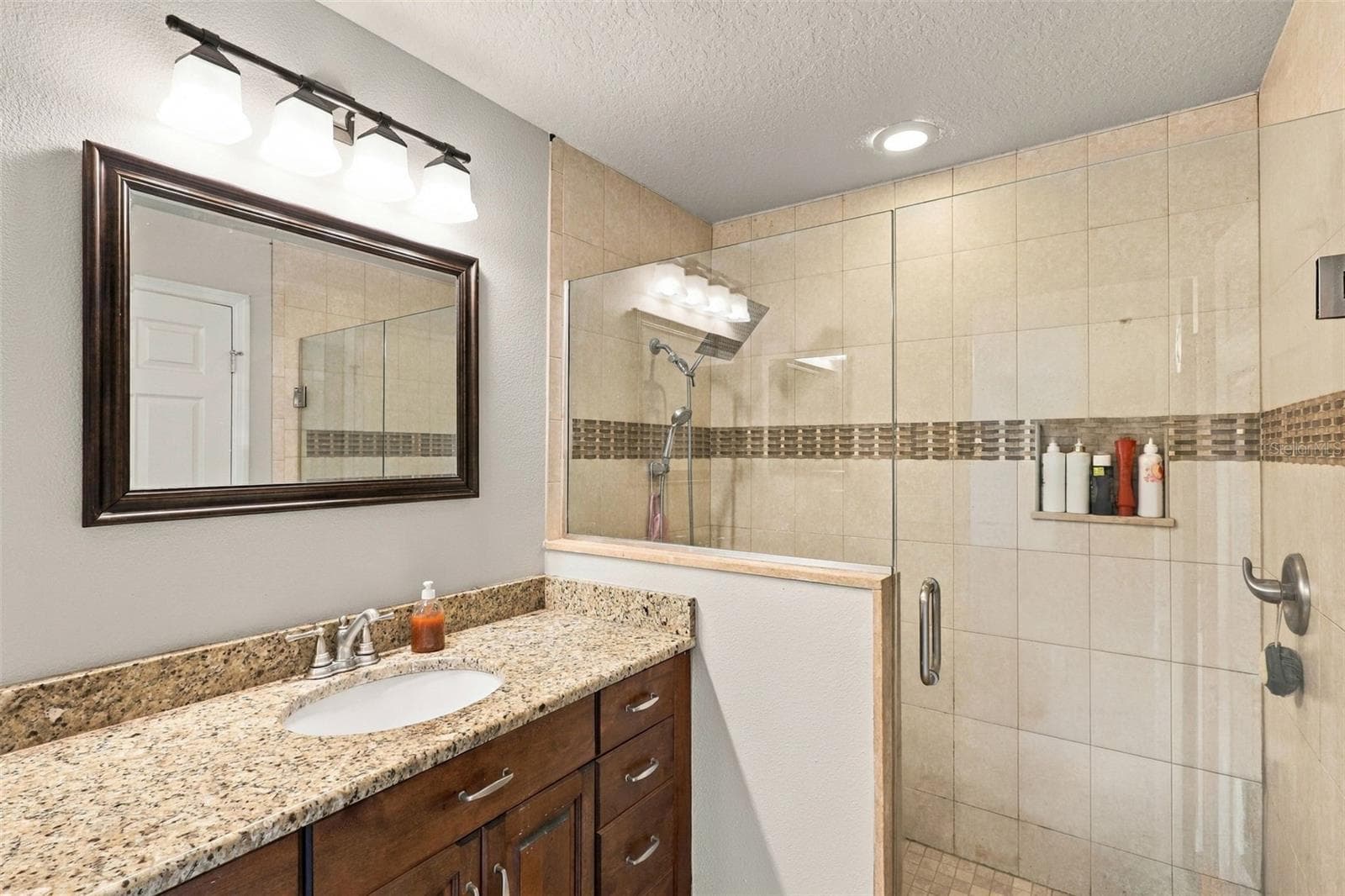 Single Family Residence at 1250 PALOS VERDE DR, ORLANDO, photo 23 of 40